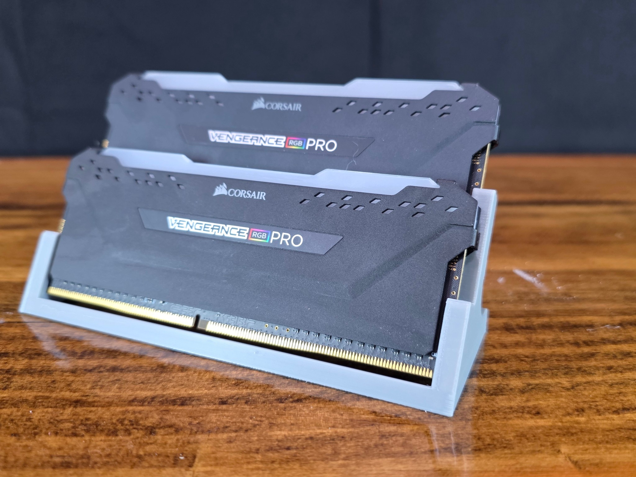 Corsair Vengeance RGB Pro (CMW16GX4M2C3200C16) 16GB DDR4