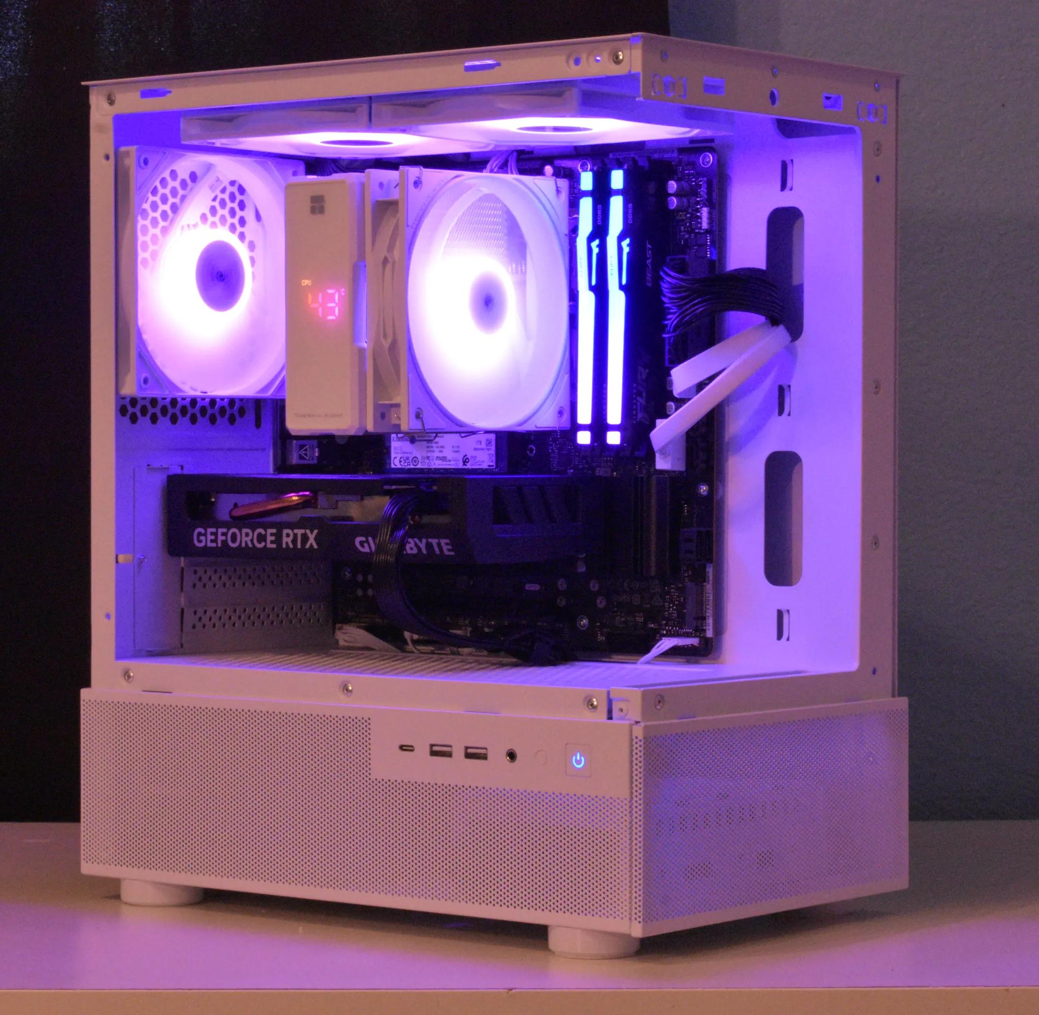 ⬜Whiteout v2⬜ Ryzen 5 7500F | RTX 4060 8GB | 16GB Ram 6000mhz | 1TB nVME Gen4 SSD | Win11 Pro + Wifi