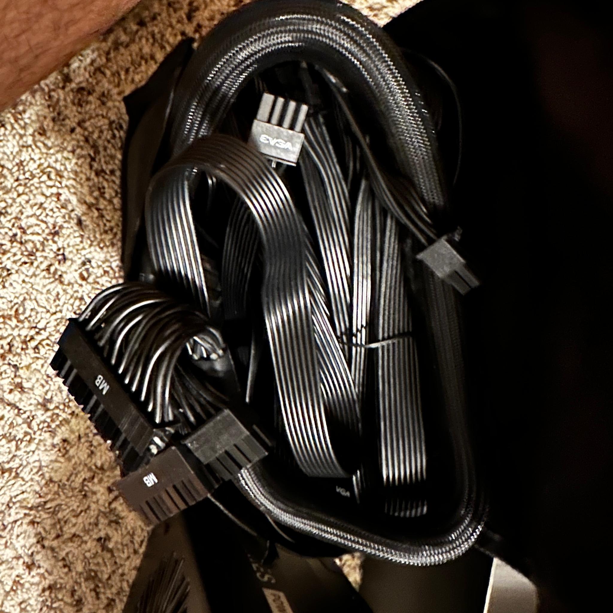 EVGa 1300w Supernova GT, Includes all cables and 12vhpwr