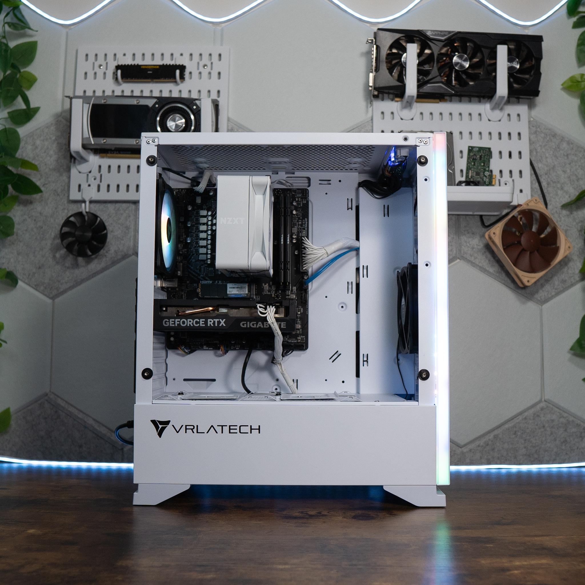 🌨🌨 | GIGABYTE RTX 4060 | RYZEN 5 8400F | 32GB DDR5 RAM | 1.5TB | Arctic Snow