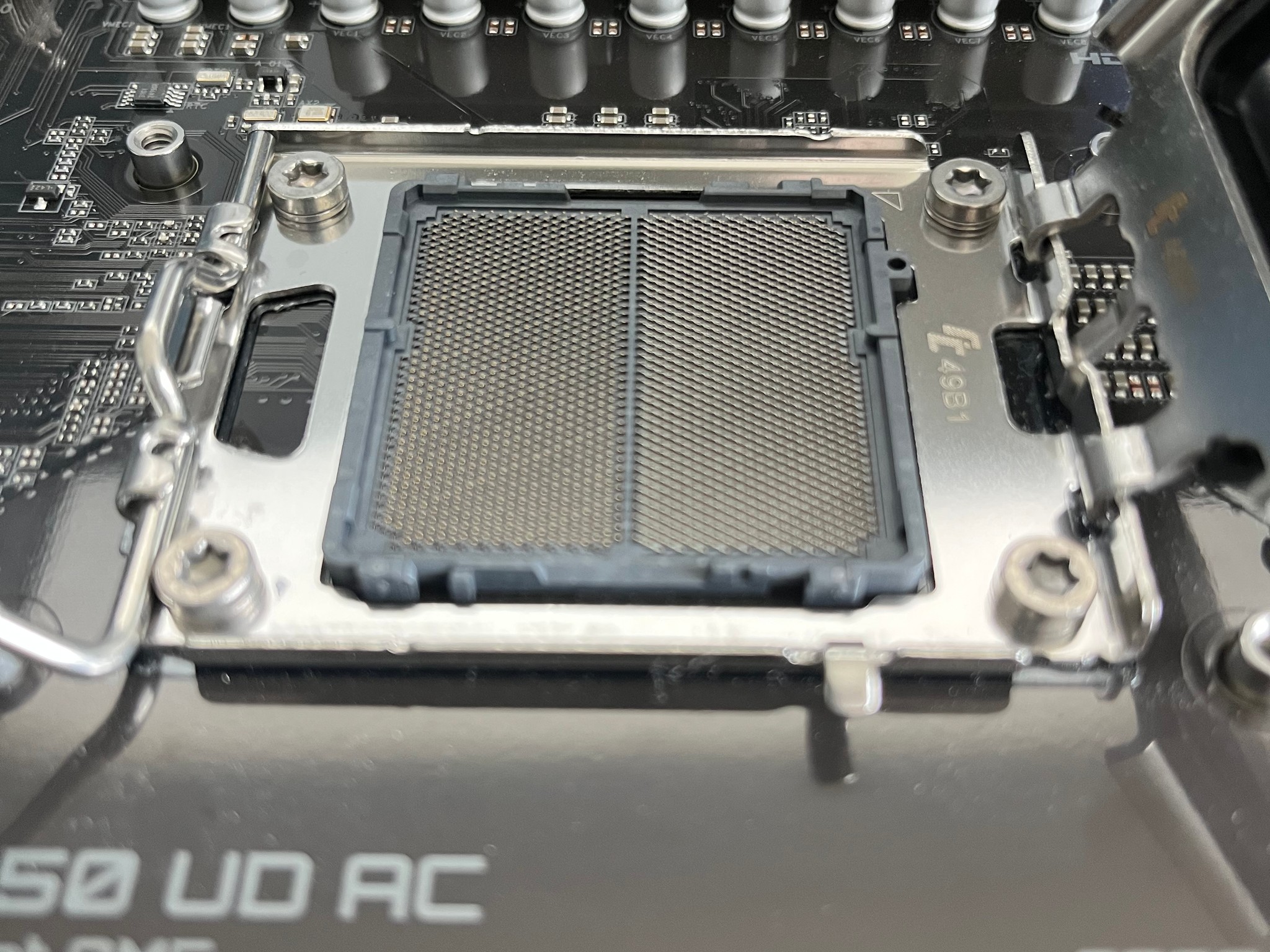 Am5 Gigabyte B650 UD AC *Read Description