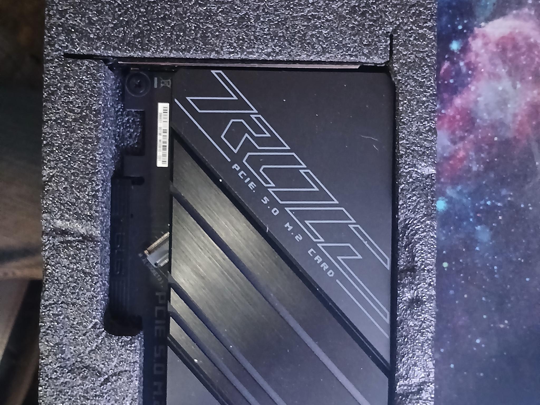 ROG Crosshair 670E Hero