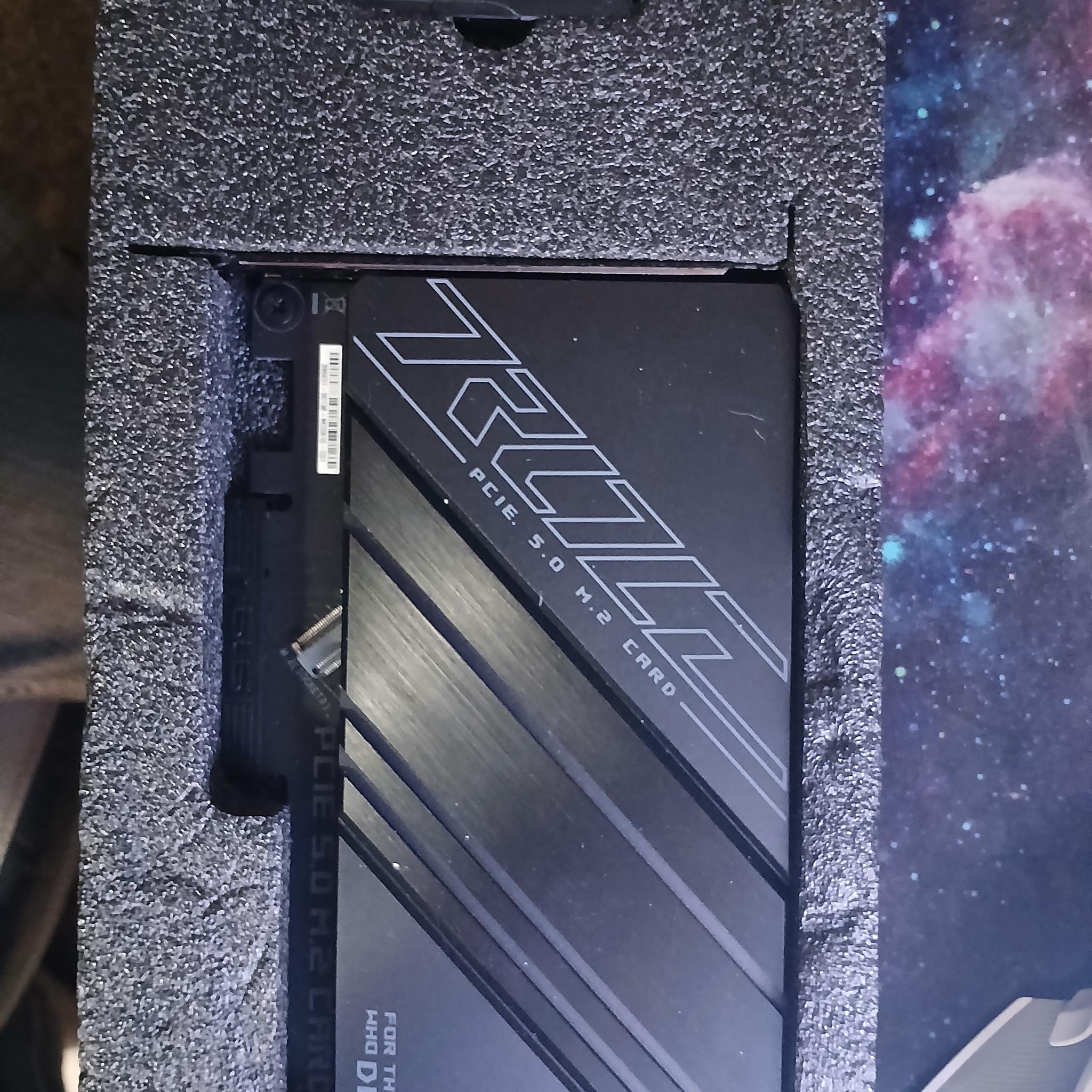 ROG Crosshair 670E Hero