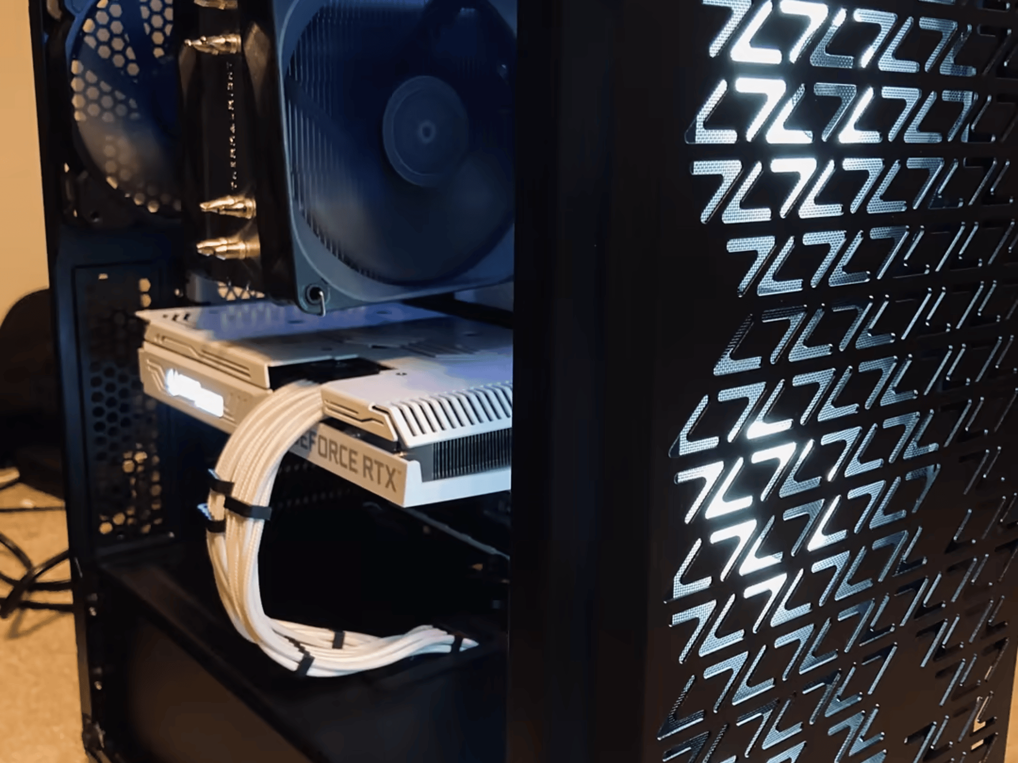 “Moon Knight” Rtx 3060, I7-10700k Streaming and Gaming PC