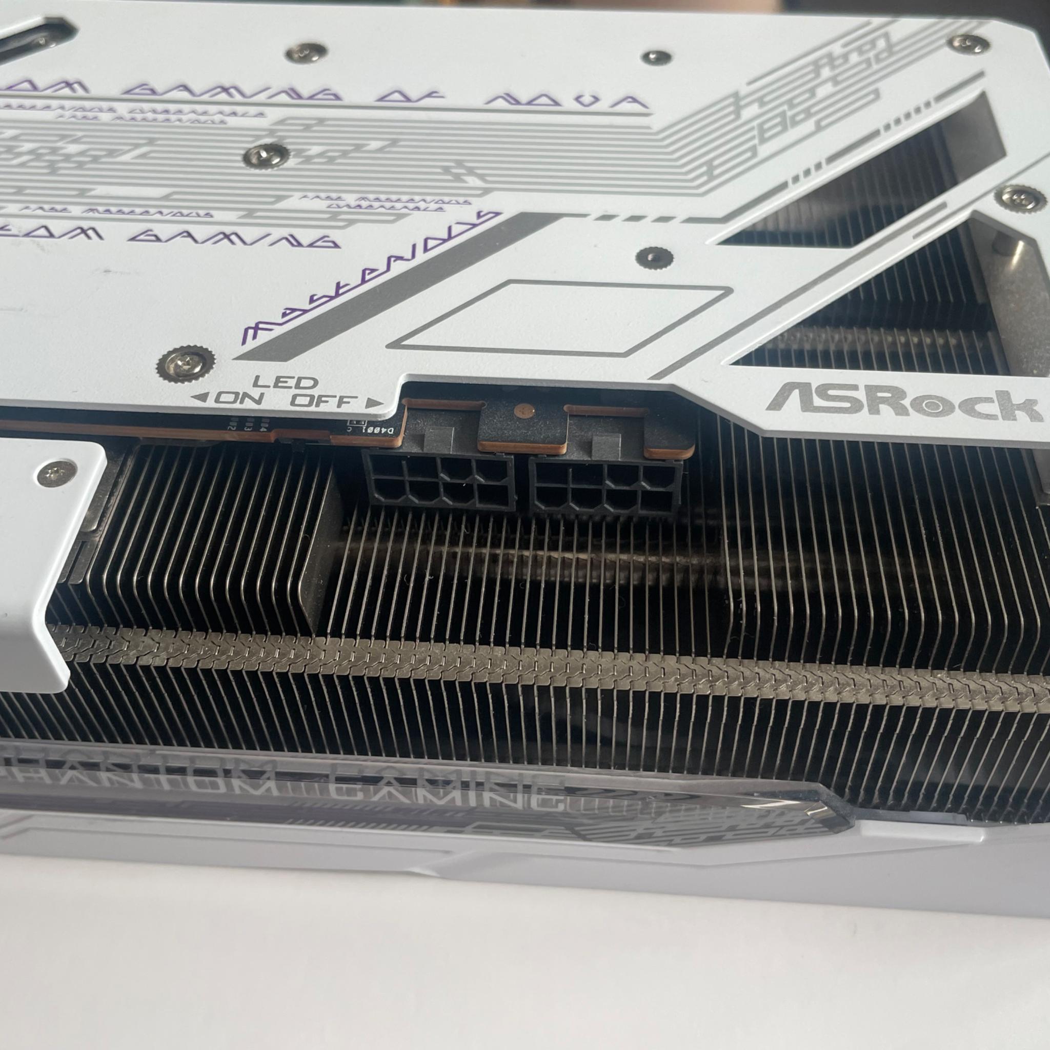 7900xt 20 GB Phantom Gaming White OC Graphics Card