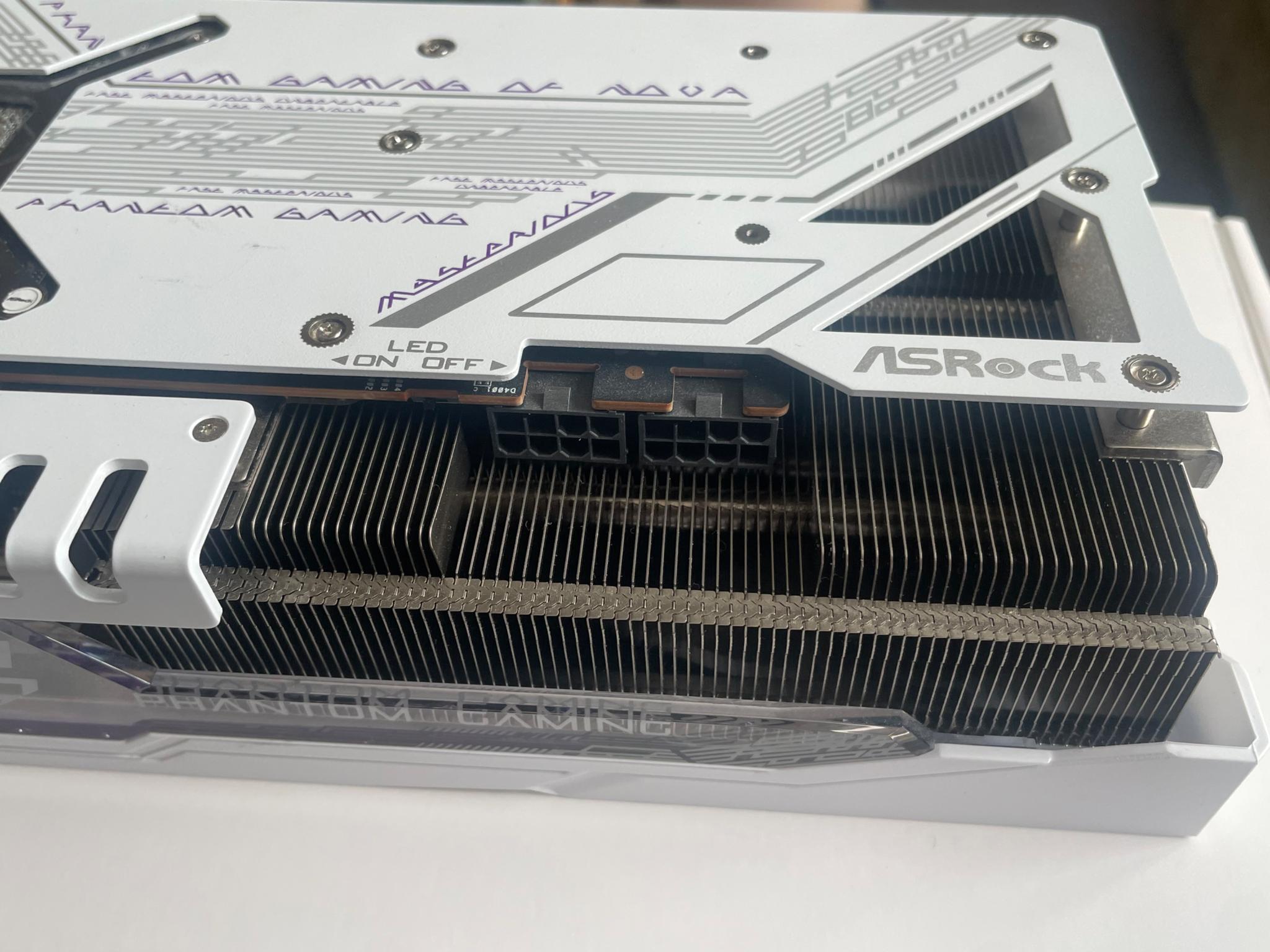7900xt 20 GB Phantom Gaming White OC Graphics Card