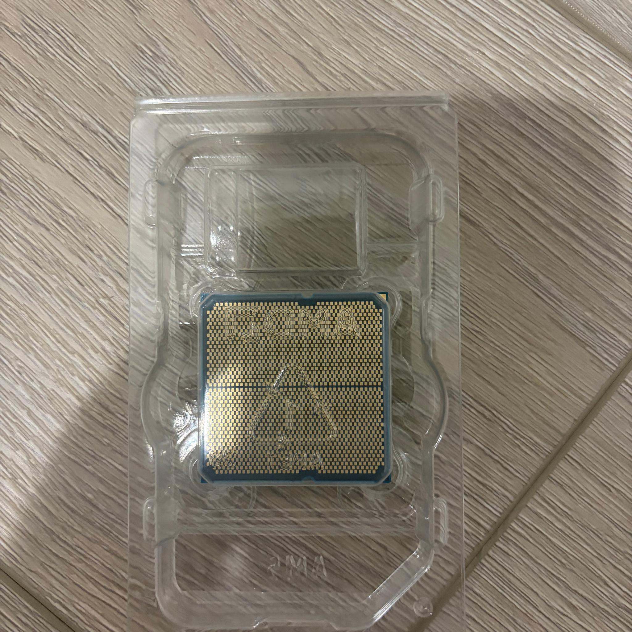 AMD Ryzen 7 9700X, 8 core 16 Thread