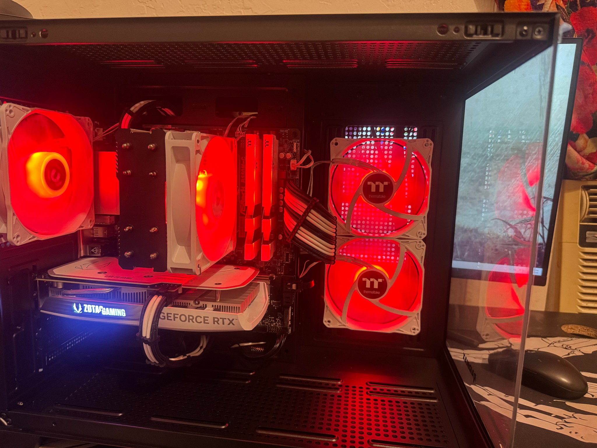Panda Build Gaming PC / content creation | NVIDIA GEFORCE RTX 4060 | Ryzen 5 | 16GB RAM | WINDOWS 11