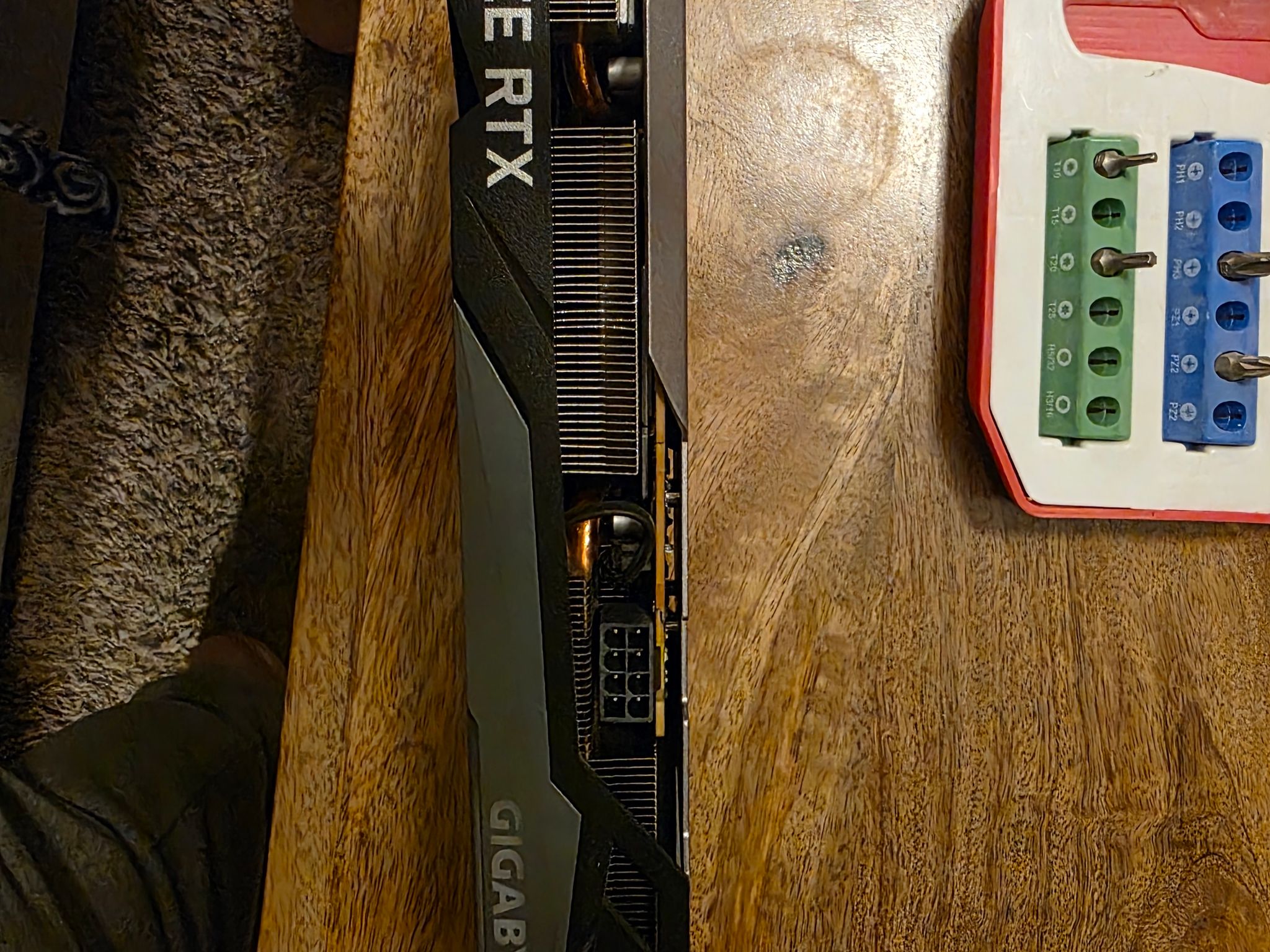 GIGABYTE RTX 3060 Ti 8GB AERO