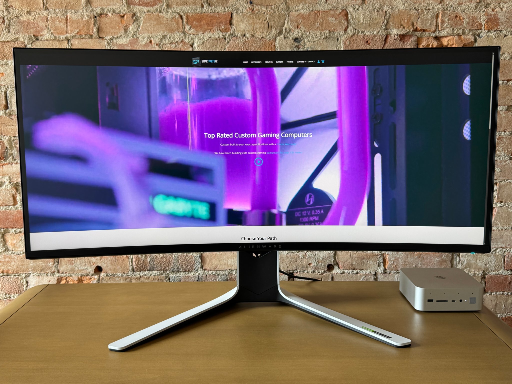 訳有 Dell AW2725Q 26.7インチ 4K/240Hz/QD-OLED Alienware、QD-OLED採用で240Hz対応の27型4Kゲーミングモニター