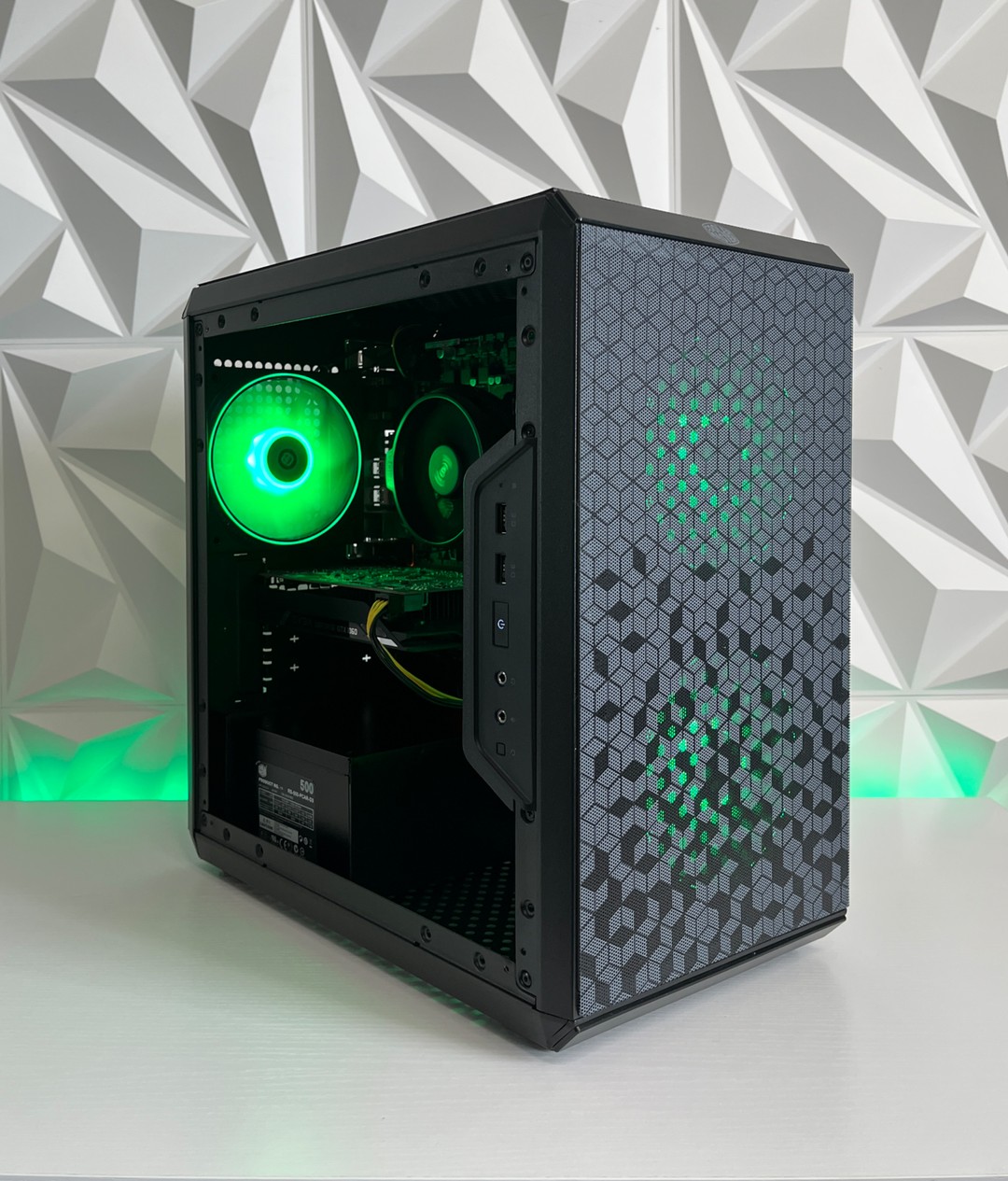 GTX 1060 6GB, Ryzen 5 2600X, 16GB RAM | Black RGB Gaming Computer