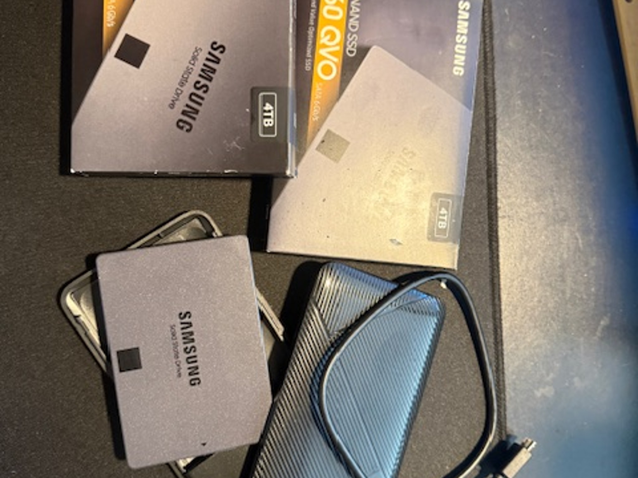 Samsung 860 QVO V-NAND 4TB SSD