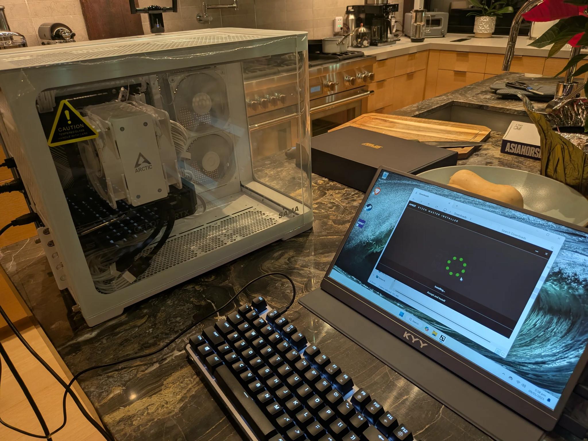 White Gaming PC - Ryzen 7600X, RTX 4070 Super, 32 GB DDR5, 1 TB