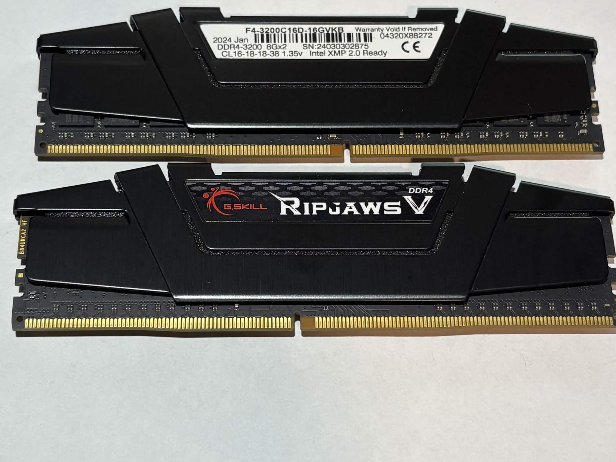 G.Skill Ripjaws V 16GB (2x8GB) DDR4 3200MHz CL16 RAM