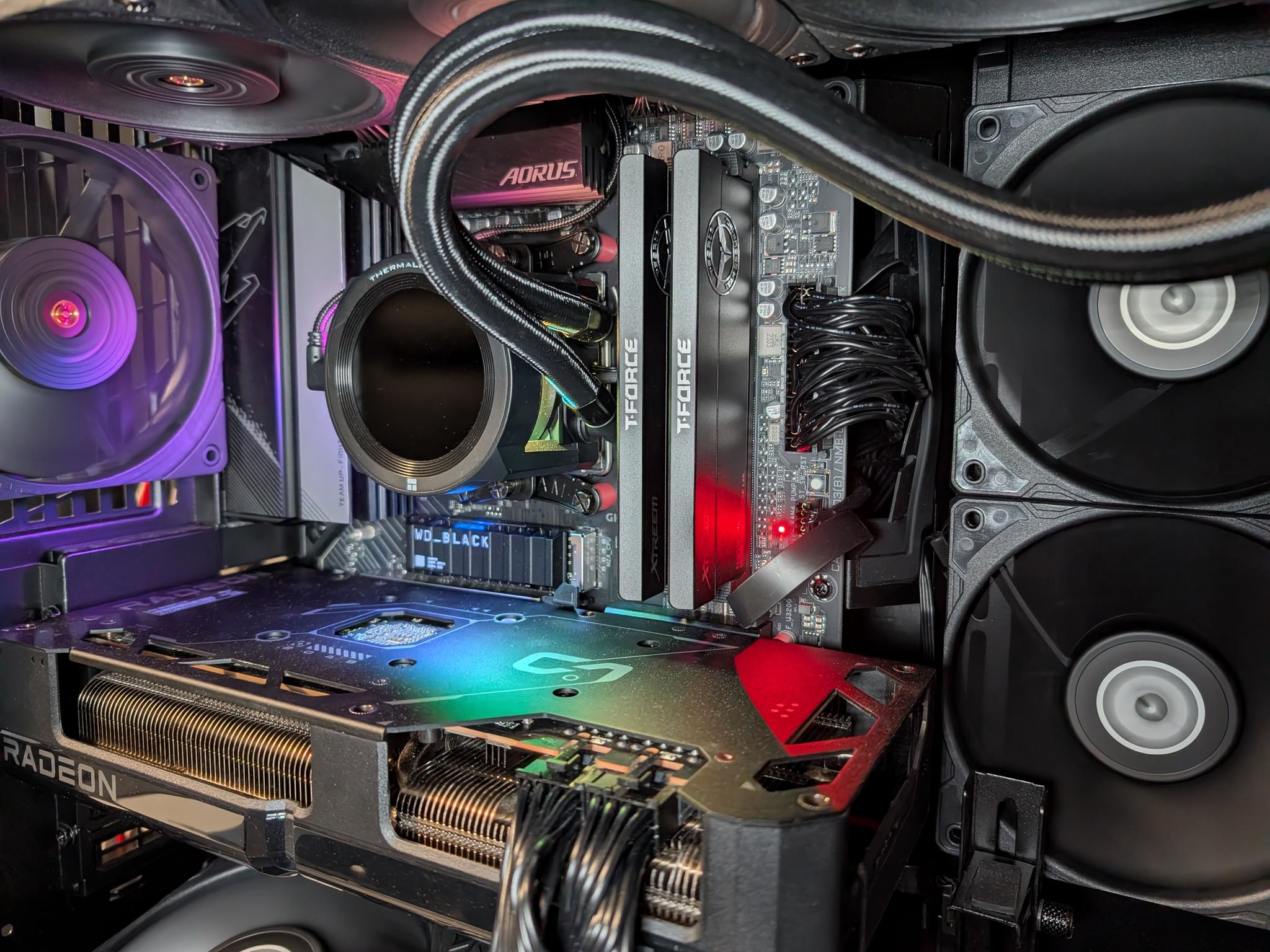 TEAMGROUP T-Force XTREEM DDR5 RAM 48GB (2x24GB) 7600MHz CL36