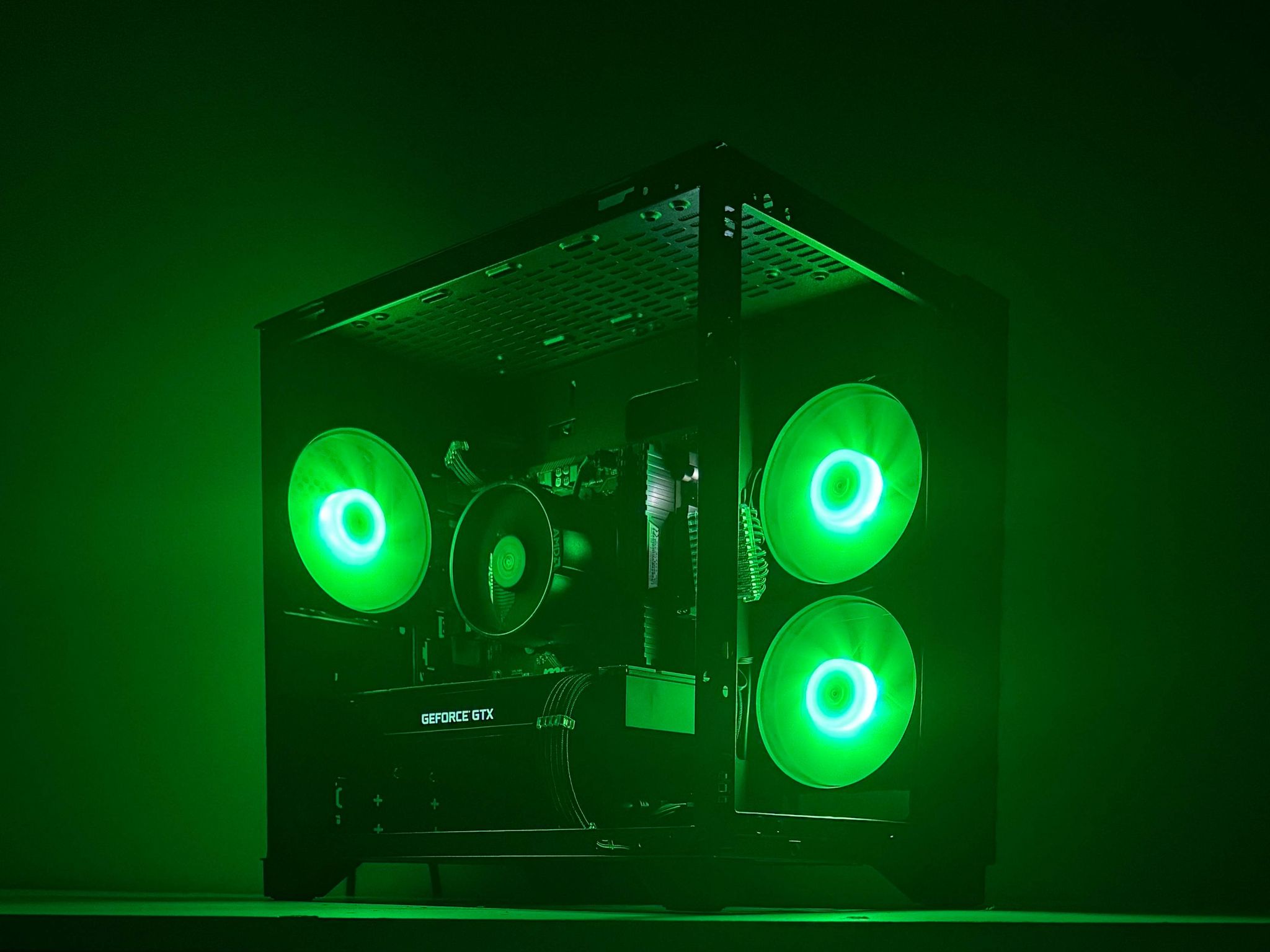 🐍Viper🐍 | 1080p Gaming PC | Ryzen 7 2700x | PNY GTX 1070 | 16GB DDR4 3200MHz