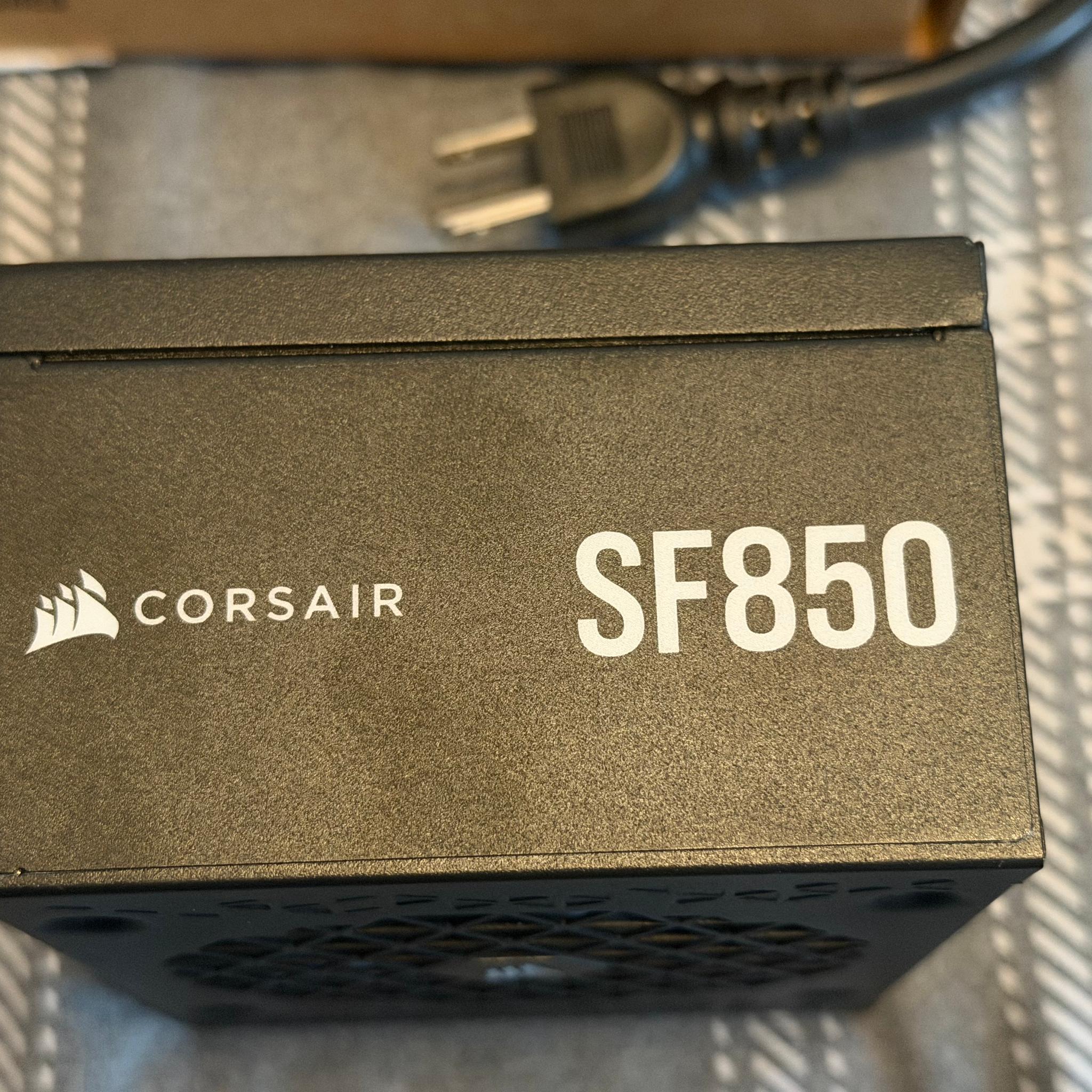 Corsair SF850 80+ Platinum SFX psu