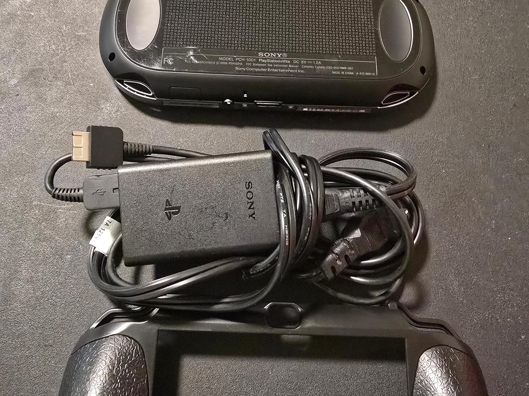 Sony PlayStation Vita (Custom Firmware) – 256GB – Bundle