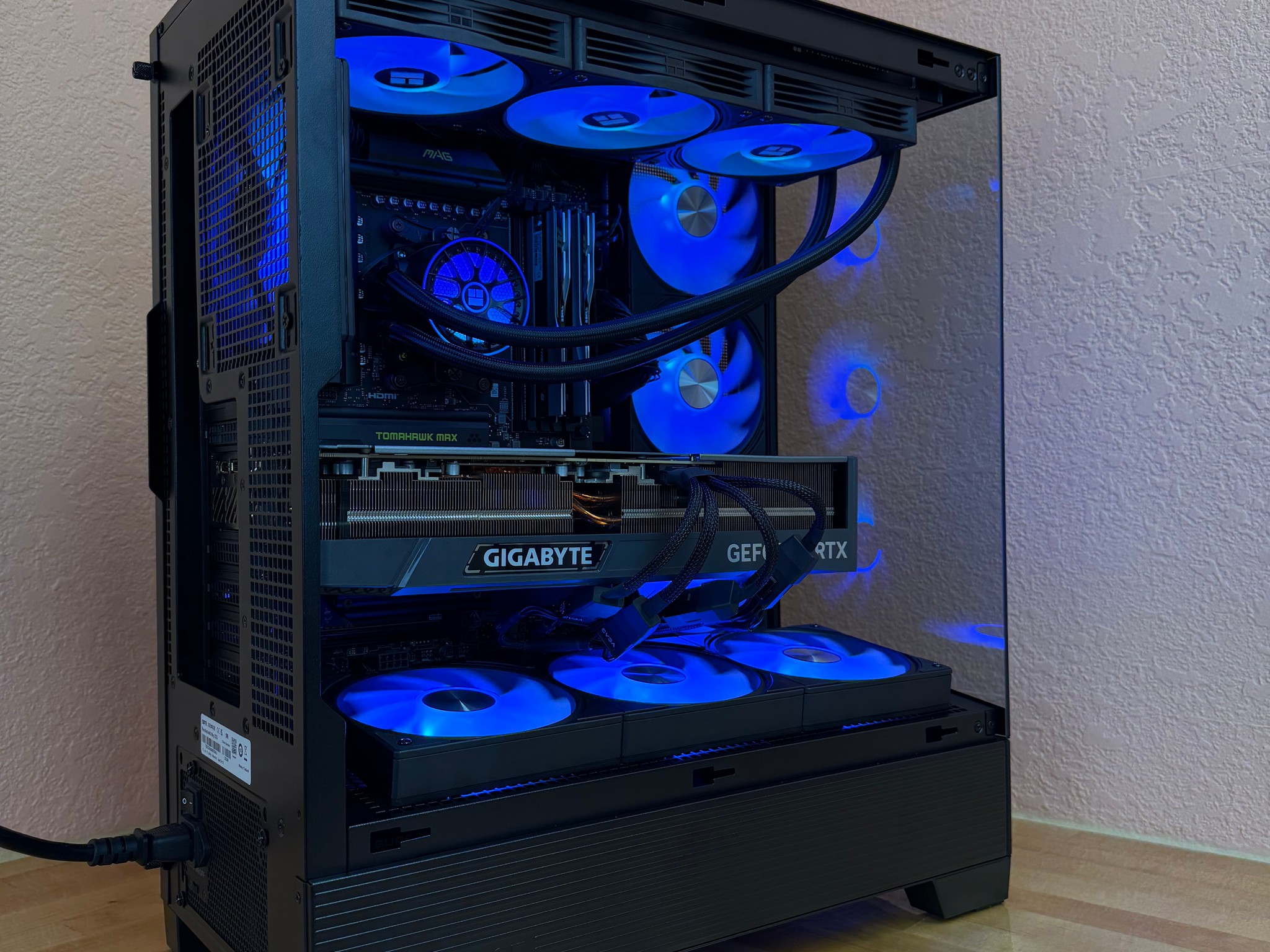Ryzen 7 9800X3D + RTX 4080 Gaming PC | 32GB DDR5 | B850 | KryoSheet Cooled