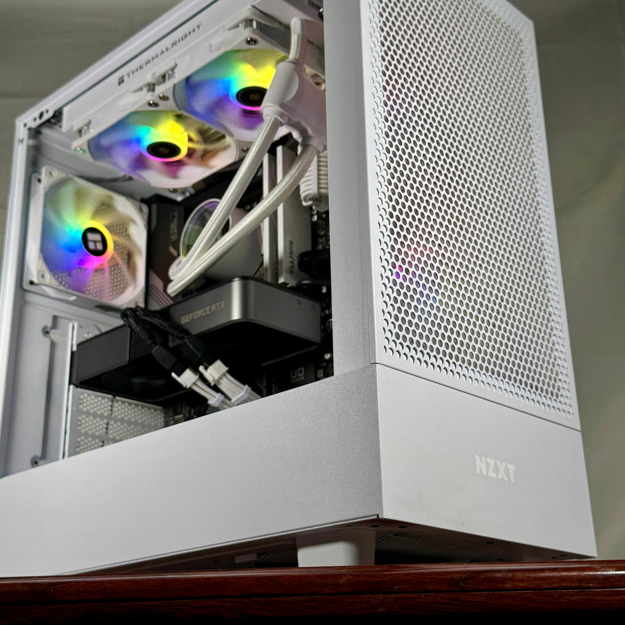 Early Black Friday!! RTX 3070 | i5 12600K | White 32GB DDR4 | 1TB Gen4 NVME | Gaming Pc