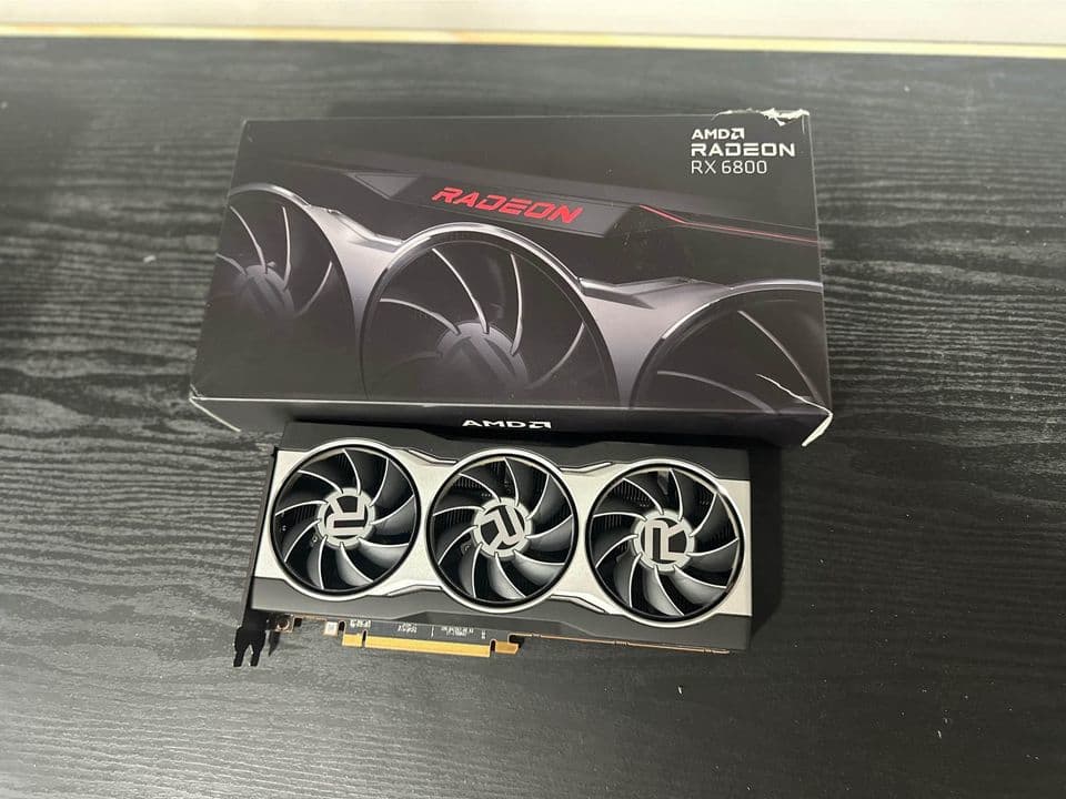 AMD Radeon RX 6800 -16 GB GDDR6 - pCie 4.0 Graphics Card