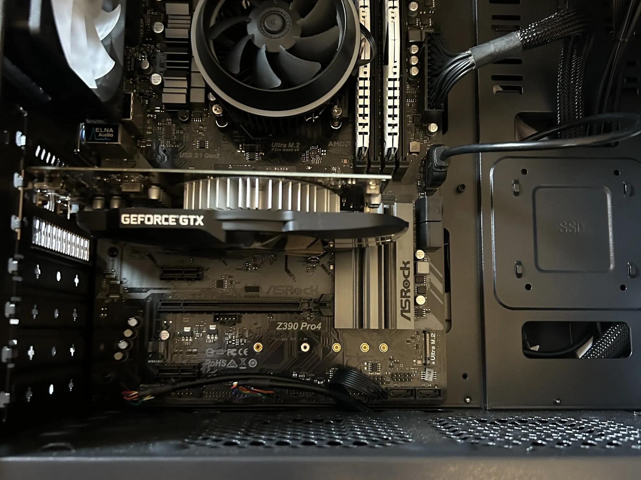 GAMING PC i5 9400f 16GB DDR4 NVIDIA GTX 1050 TI RGB Lighting RGB Fans