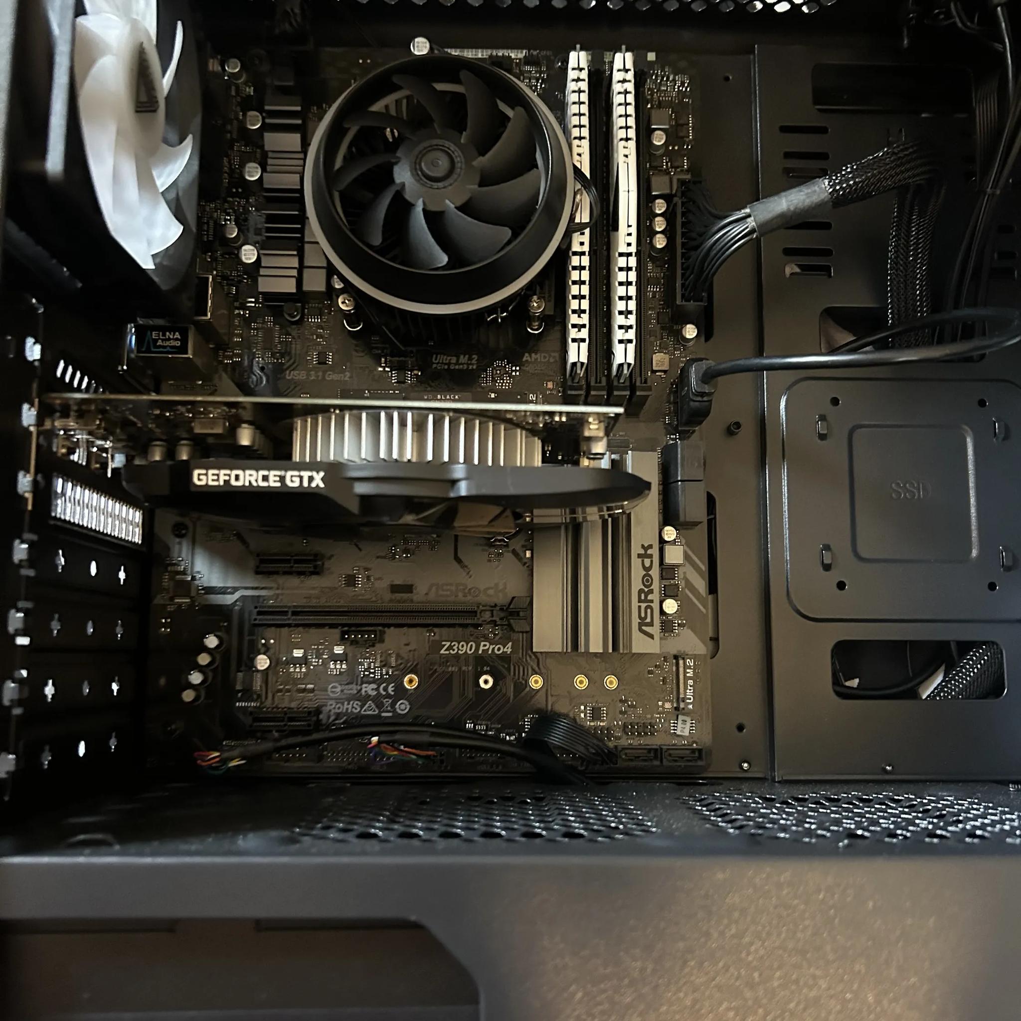GAMING PC i5 9400f 16GB DDR4 NVIDIA GTX 1050 TI RGB Lighting RGB Fans