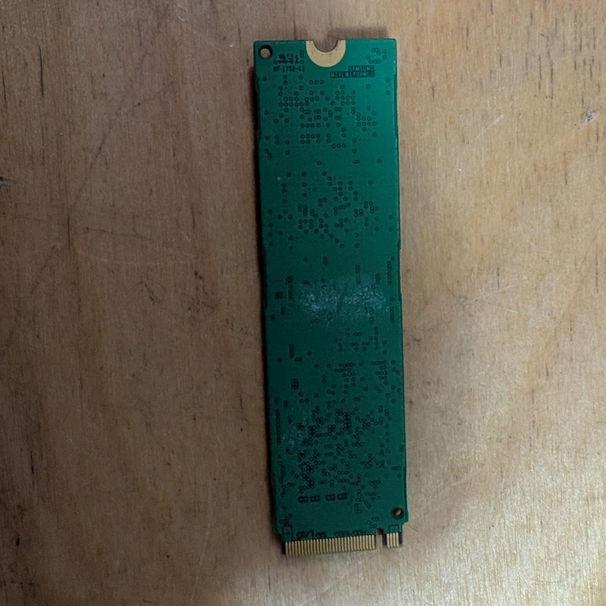 1TB Samsung PM961 NVME SSD