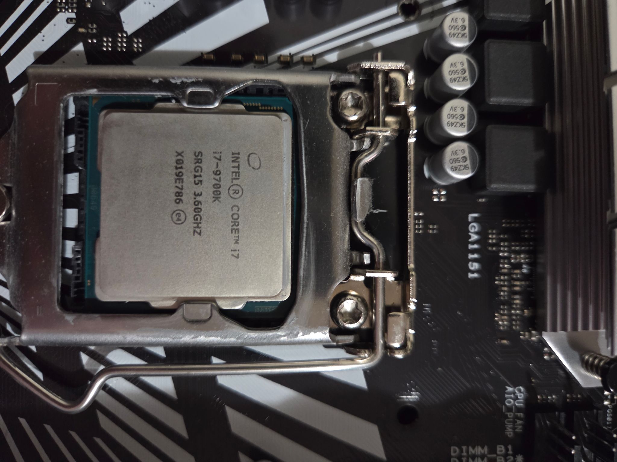 Intel I7 9700k + ASUS Z390-P + 16GB DDR4 3000 + New Rosewill Cooler