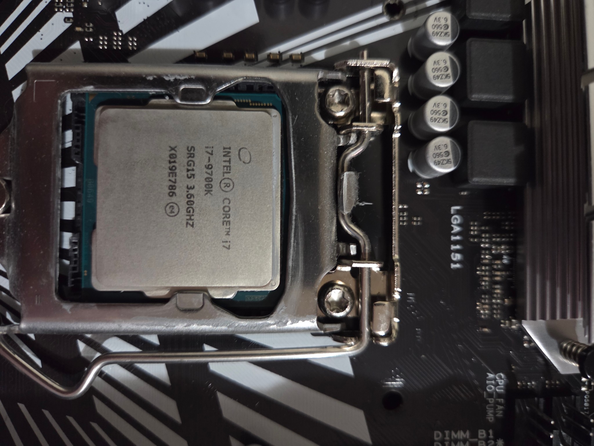 Intel I7 9700k + ASUS Z390-P + 16GB DDR4 3000 + New Rosewill Cooler