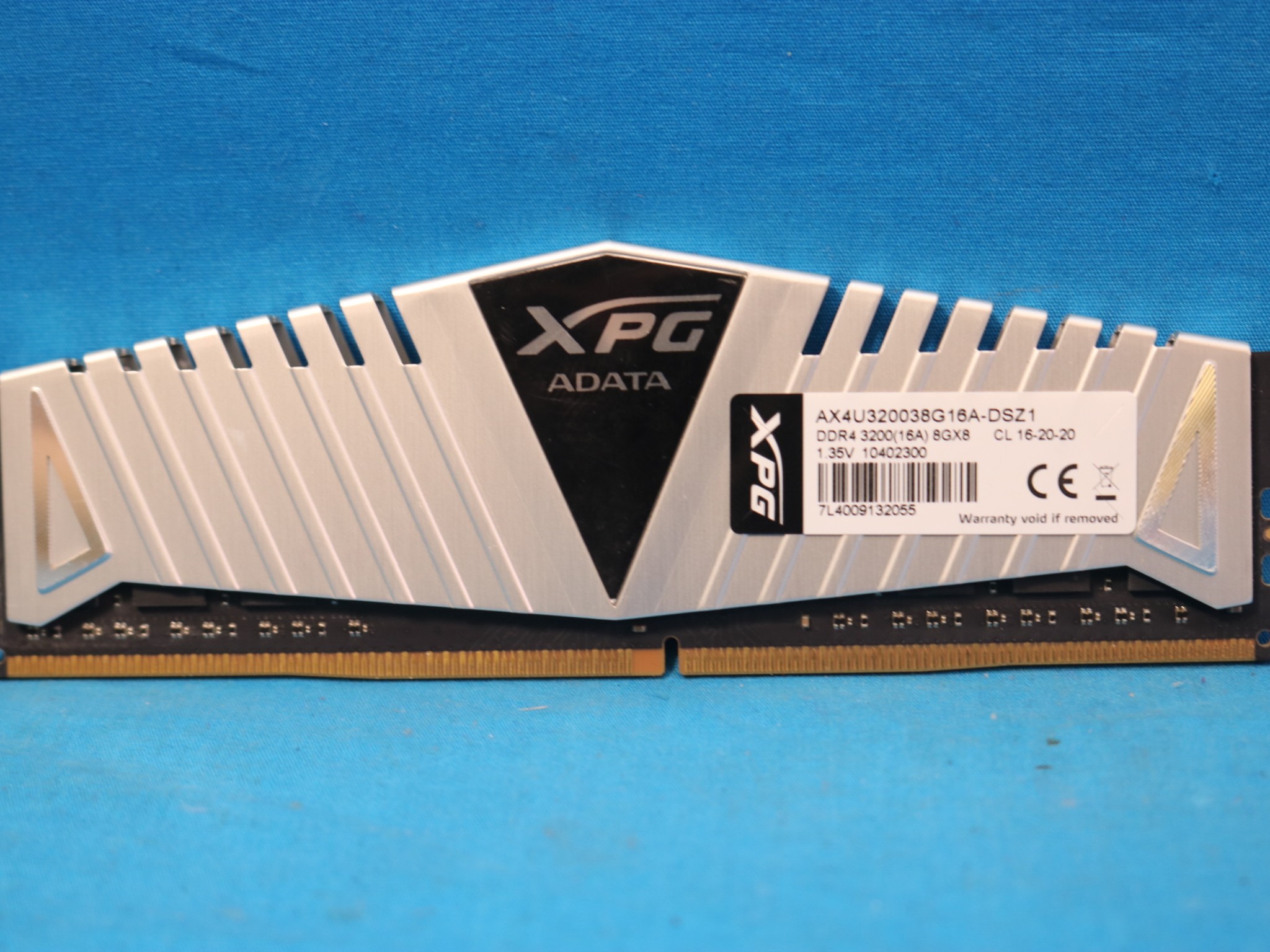 ADATA XPG Z1 8GB (1x8GB) DDR4-3200MHz Desktop RAM - 4323407857