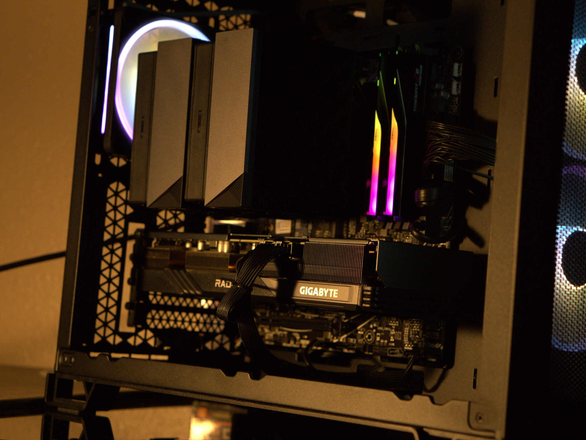 1440P Corsair Gaming RIG | 32GB DDR5 | RX 7600XT 16GB | Ryzen 5 7600 |