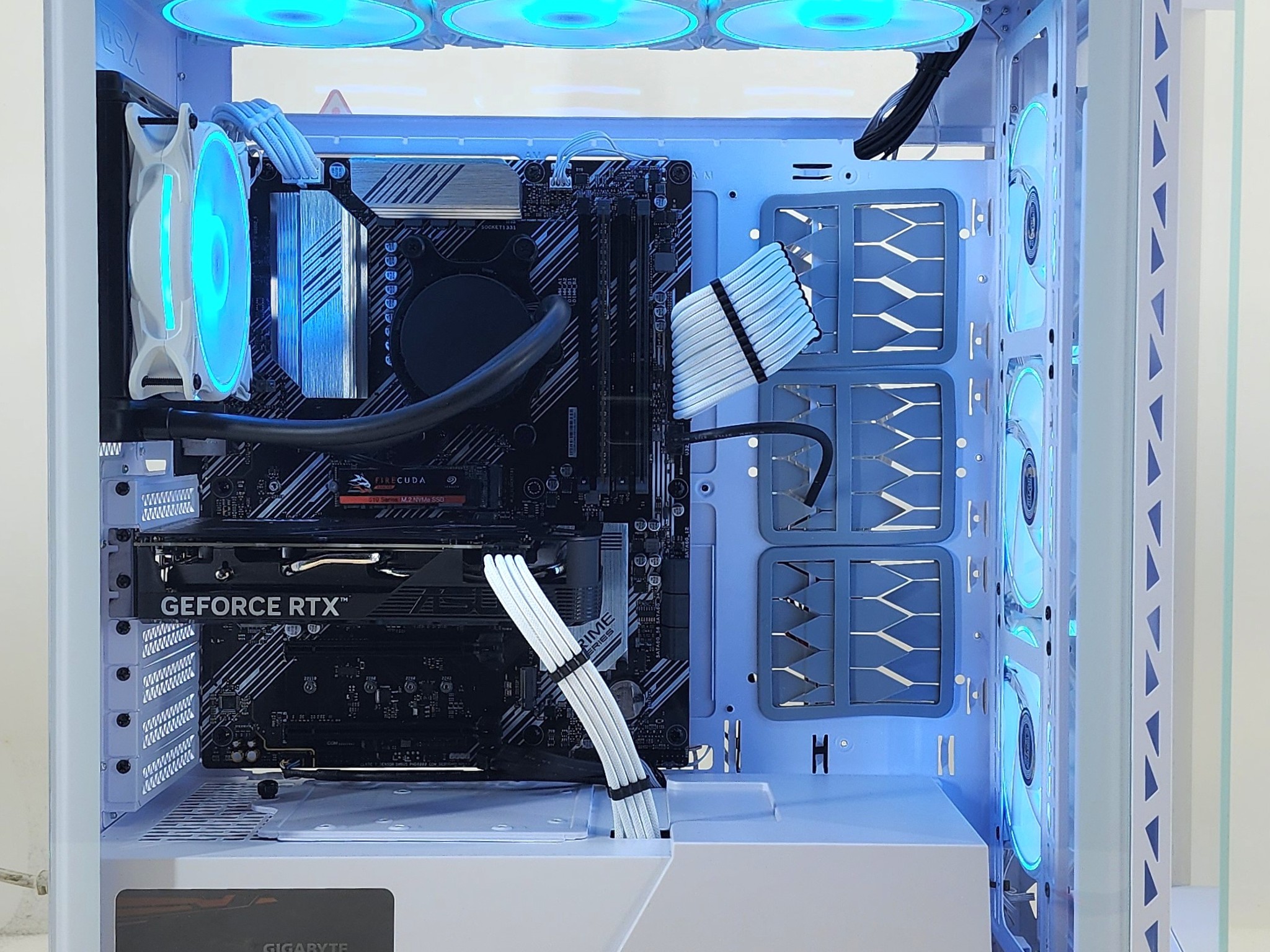 Gaming PC Ryzen 5 5500 16GB RAM 1TB SSD RTX 4060 8GB Windows 11 Computer