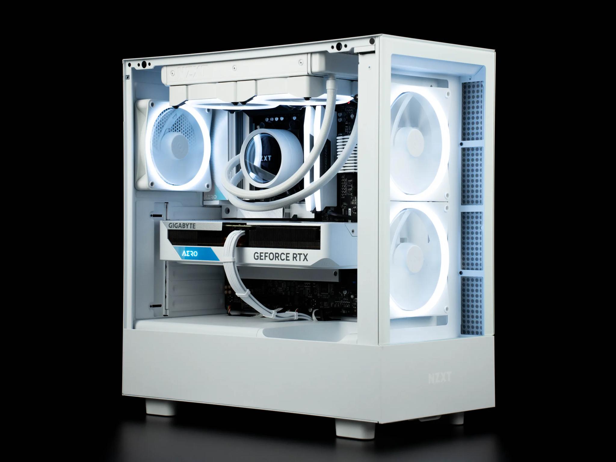 ~The Classic~ (RTX 4070 Ti | Ryzen 7 7700X | 32gb DDR5 6000MHz | 2tb SSD | WiFi | Bluetooth)