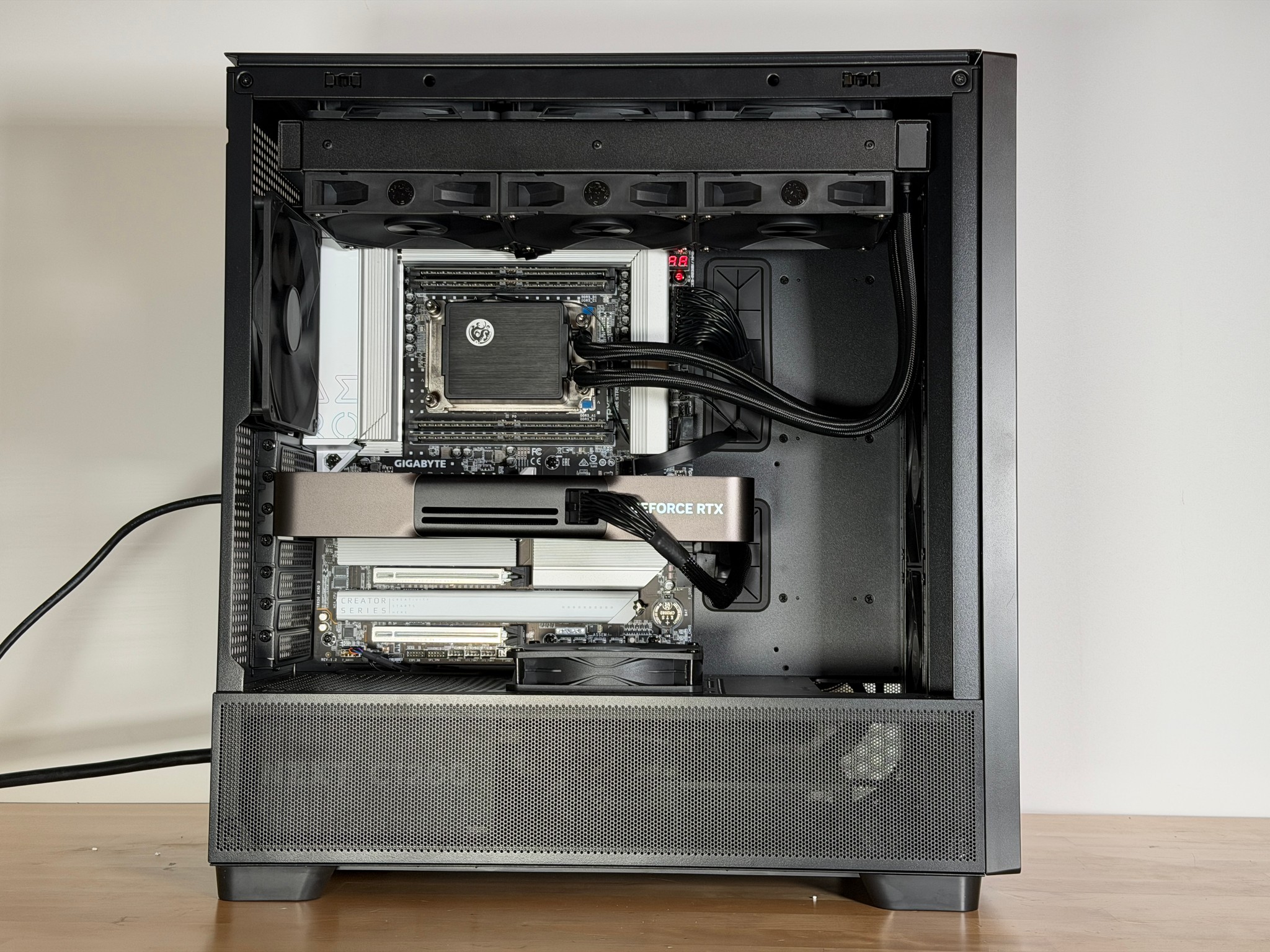 Threadripper 9960x/ RTX 5090FE AI Workstation PC