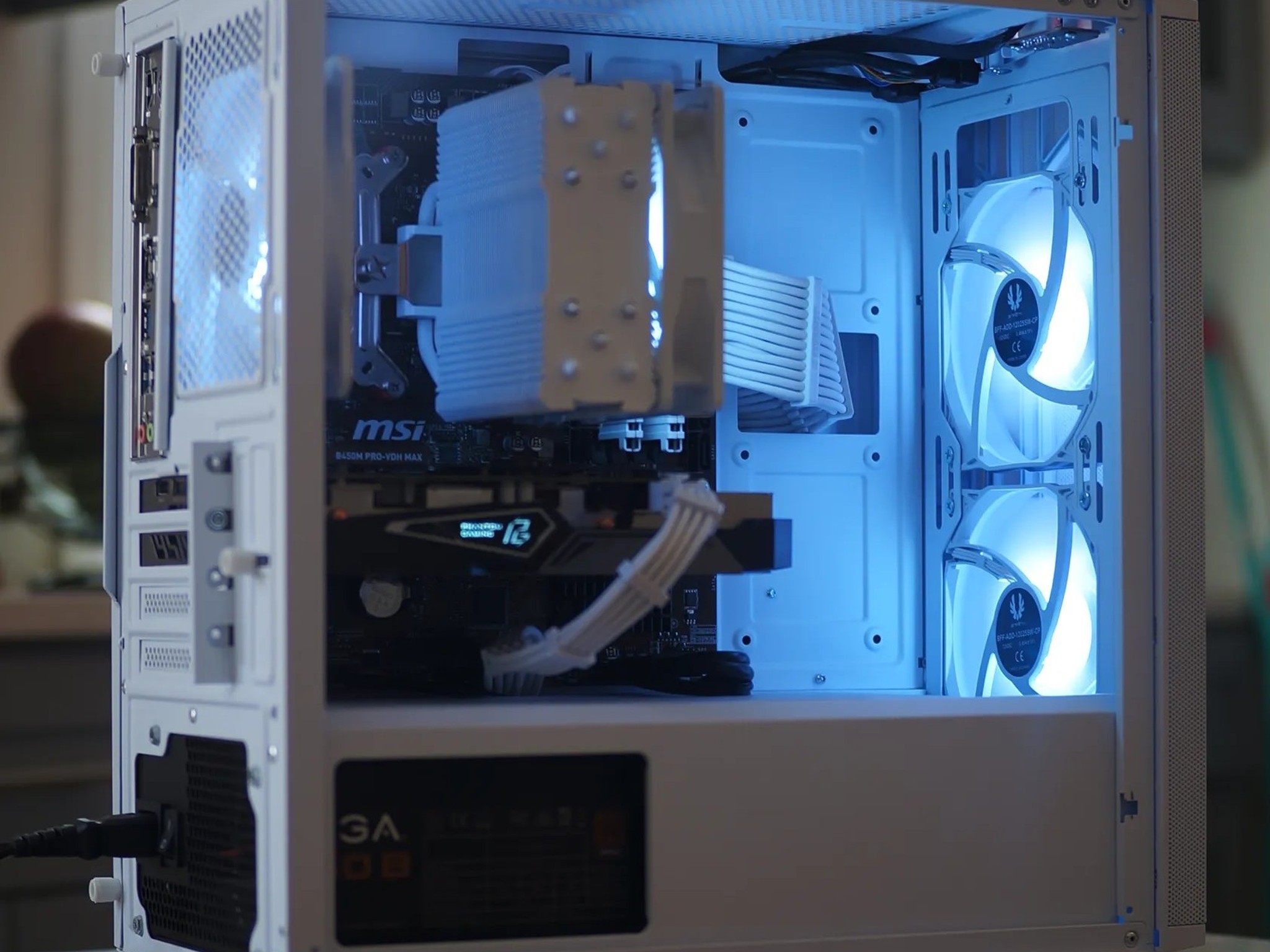 Ryzen 5 2600, RX 5500XT White Gaming/Streaming PC