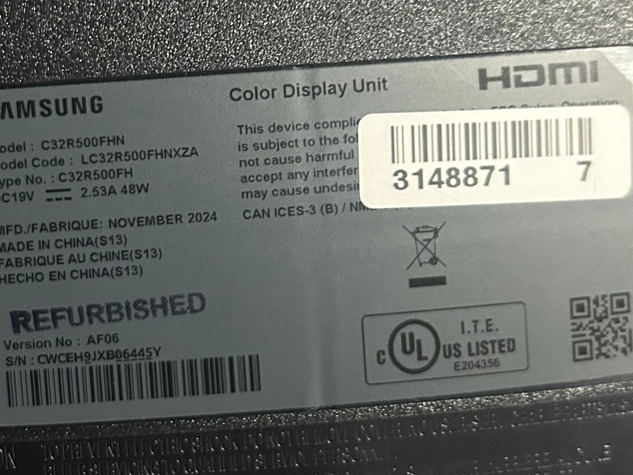 Samsung 32” FHD (1920 x 1080) (75hz) Curved Monitor with Bezel-Less Design (Refurbished)