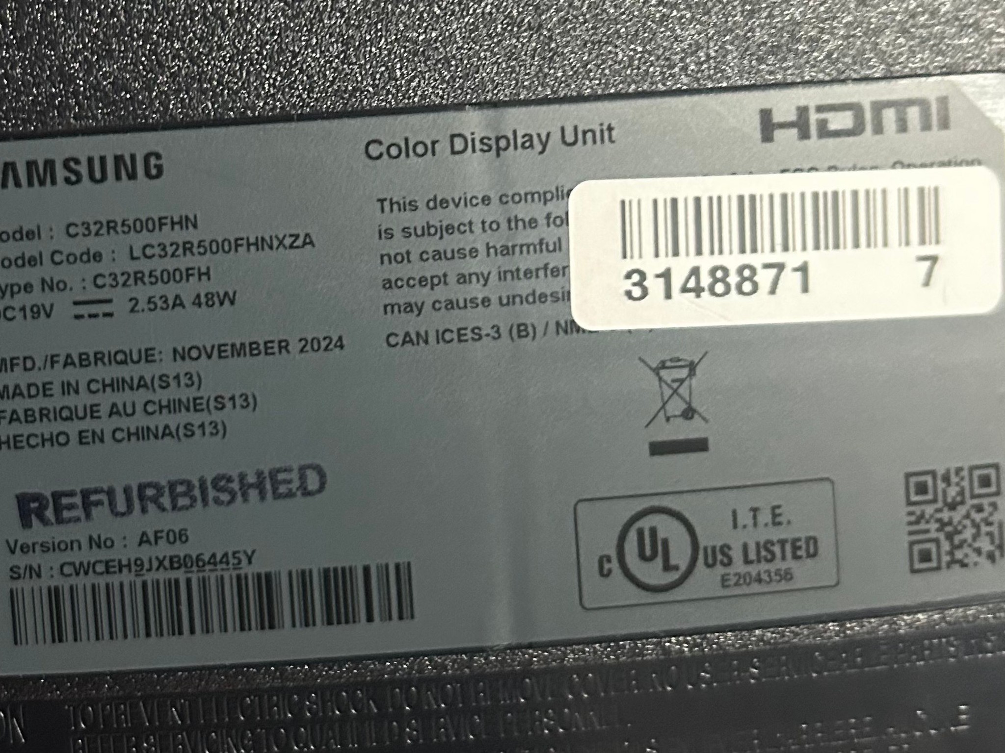 Samsung 32” FHD (1920 x 1080) (75hz) Curved Monitor with Bezel-Less Design (Refurbished)