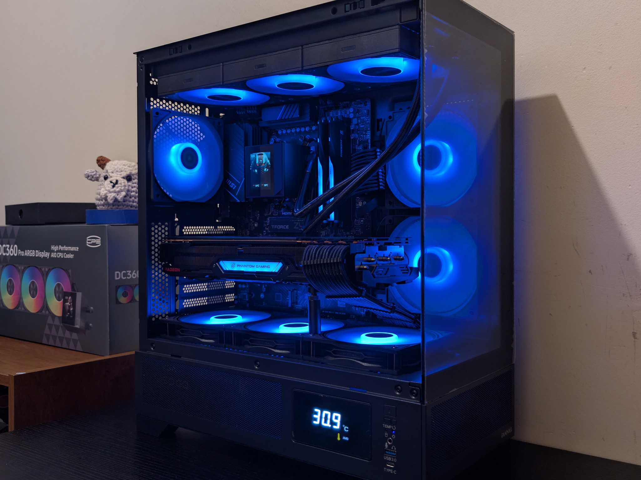 🔥🐦‍⬛ 1440p Gaming Beast | RX 6950XT | Ryzen 7 7700X | 2TB SSD | 32GB RAM | WiFi 6 & Bluetooth 🐦‍⬛🔥