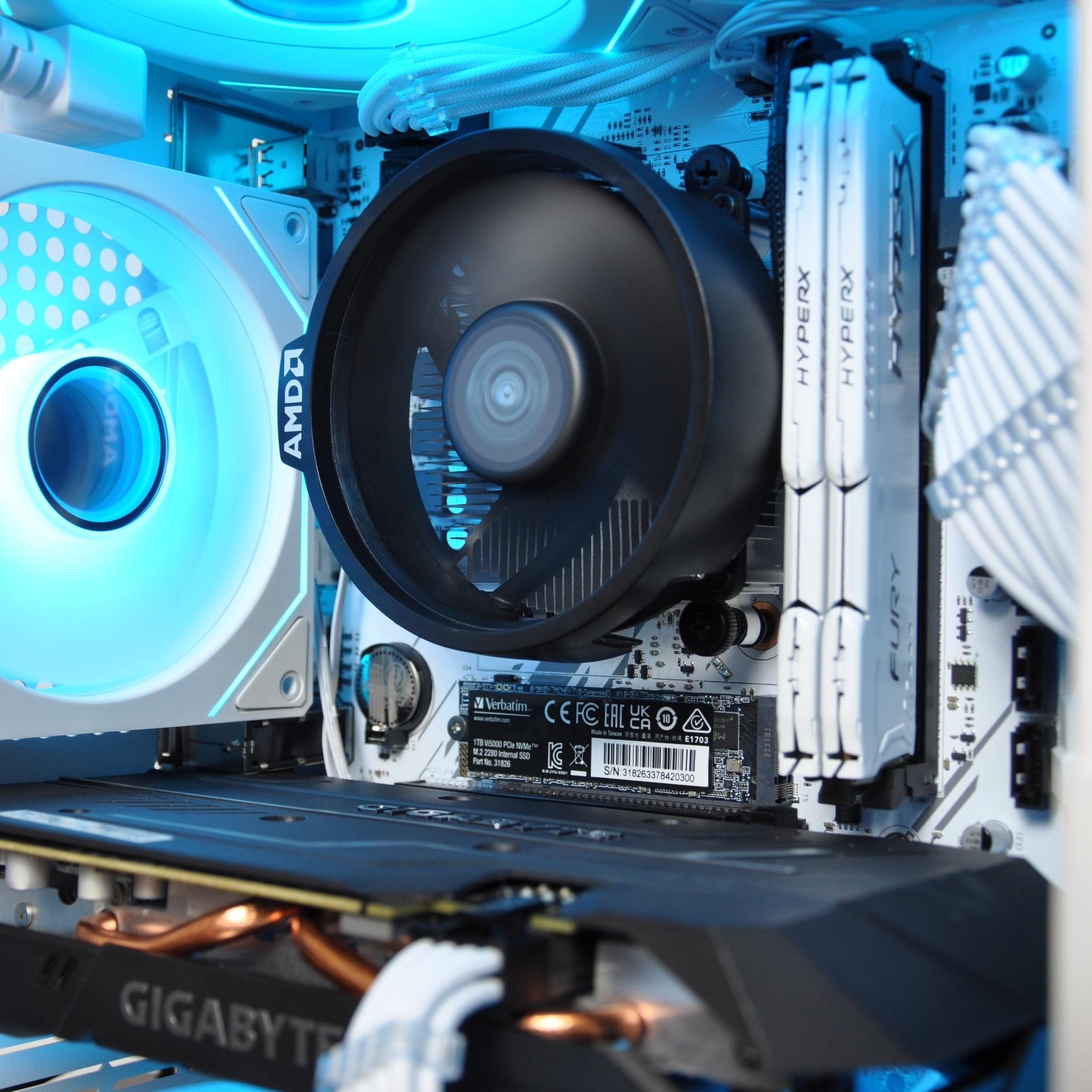 MINI WHITE PC | RTX 2060 OC | AMD RYZEN 5 5500 | 16GB RAM | 1TB GEN 4 SSD | FREE WIFI 6 | $590