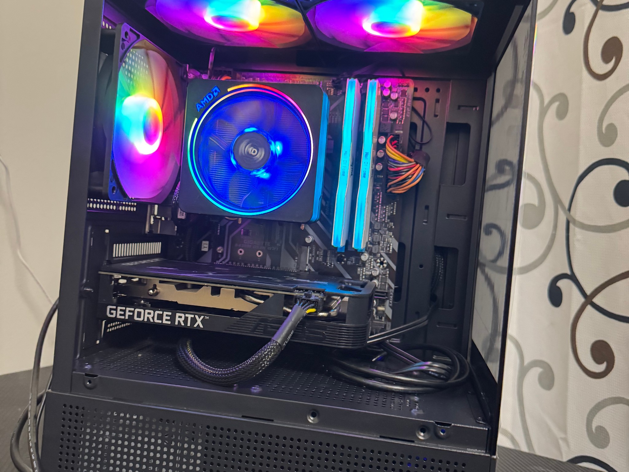 GeForce RTX 4060 Custom Gaming PC - Ryzen 5 5500, 1TB SSD