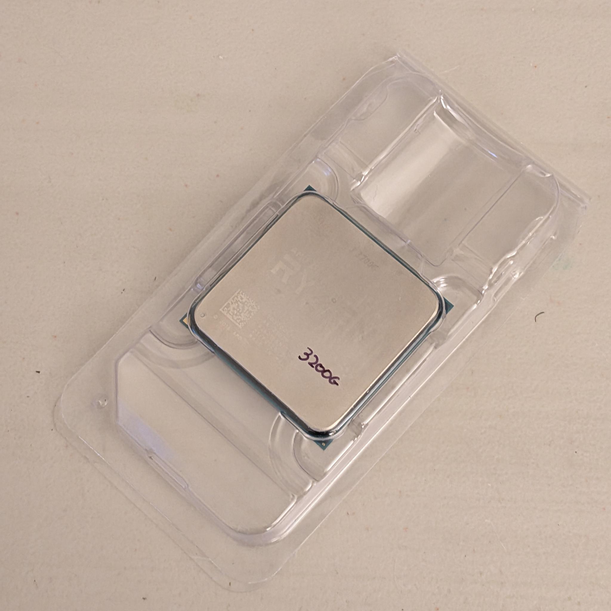 🏻 AMD Ryzen 3 3200G Quad-Core Processor with Radeon Vega 8 Graphics | Fully Tested