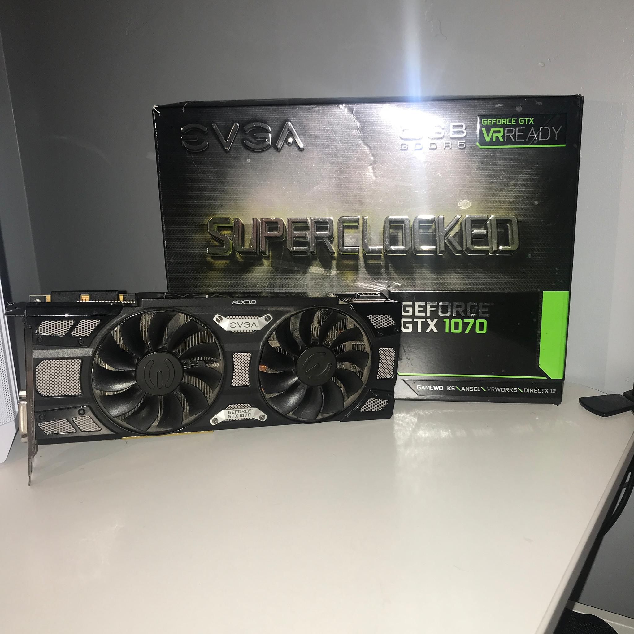EVGA GTX 1070 8GB CARD WITH ORIGINAL BOX