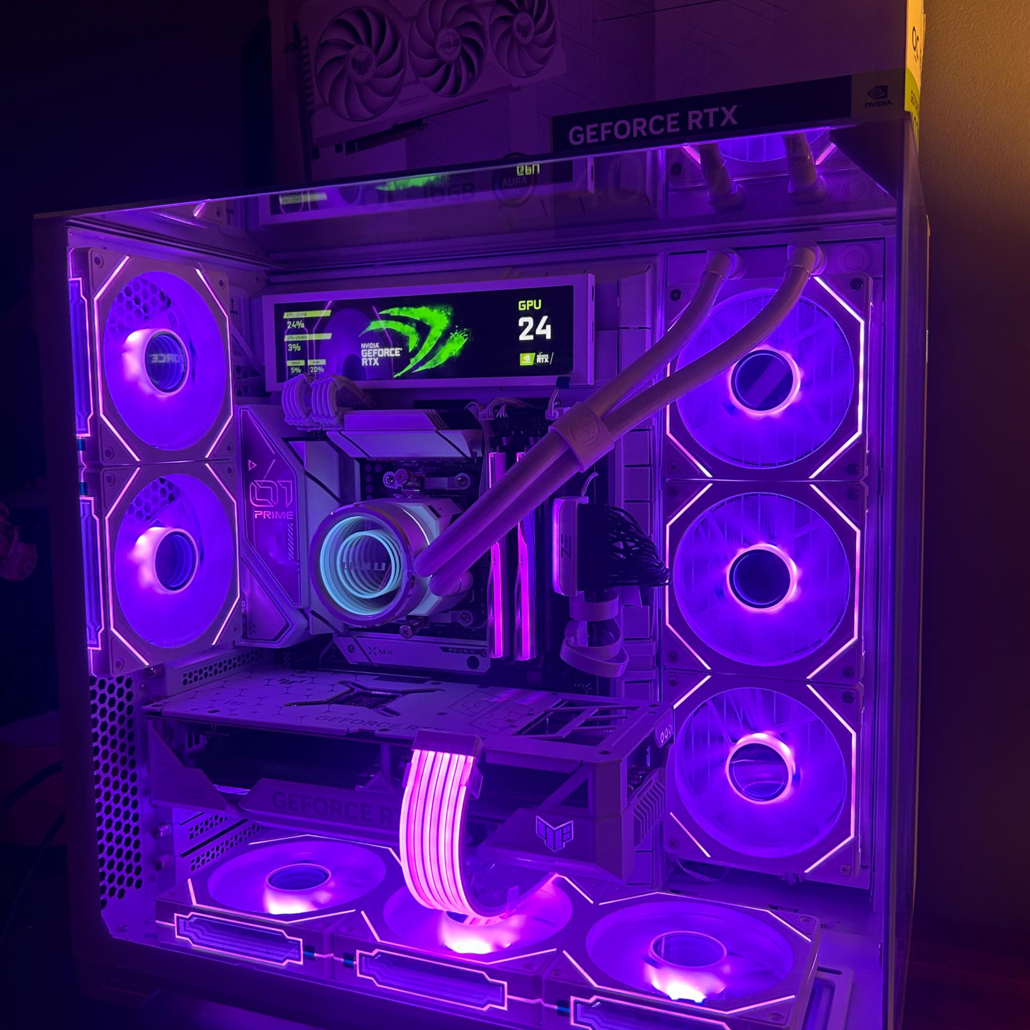 * 		4070 ti super, 7900x, 32GB ram, 2TB Nvme, lian li all white pc build