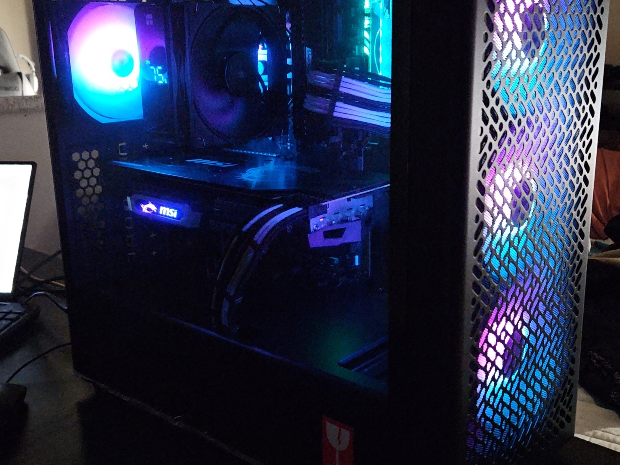 I7 RTX 2070 16GB ram 1TB SSD/NVME 1080p Gaming