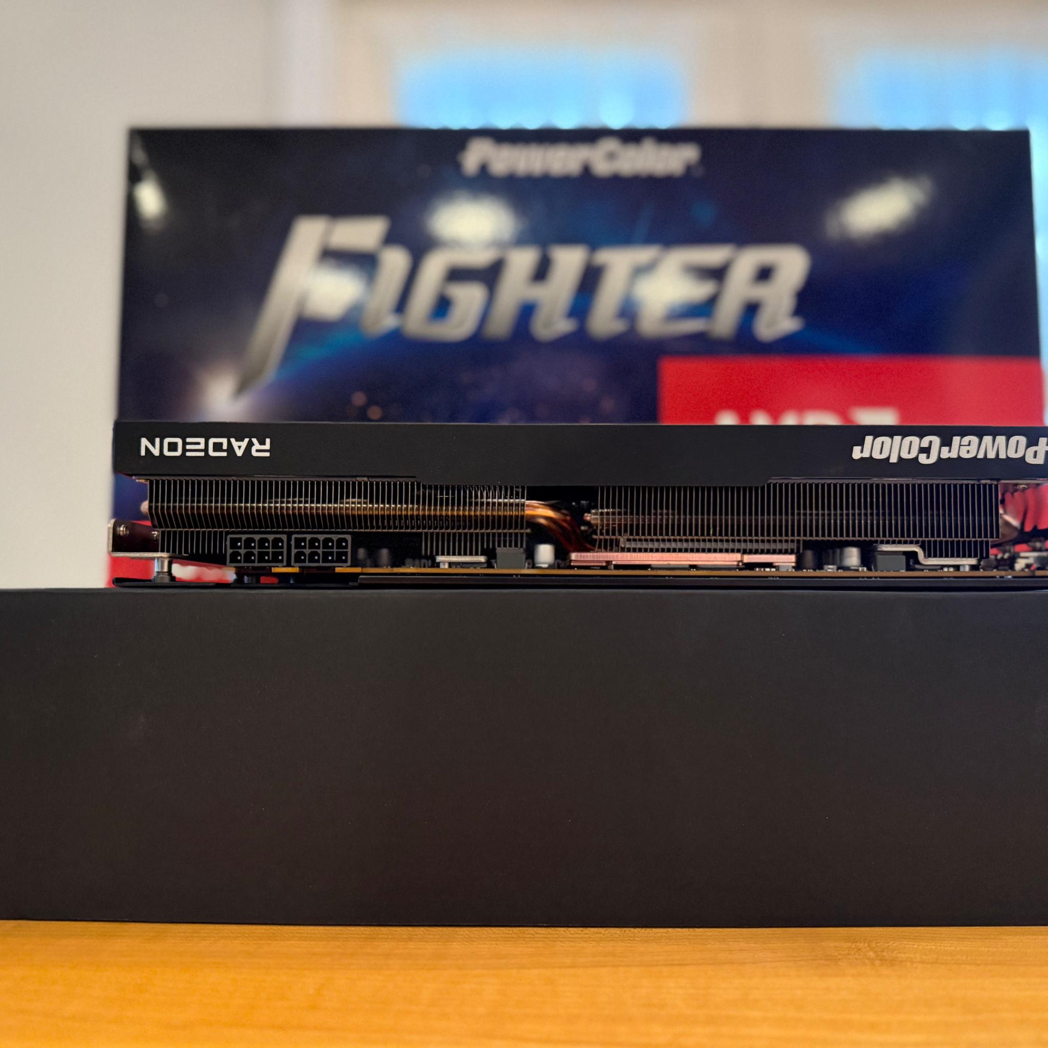 AMD RX 7900 GRE 16gb