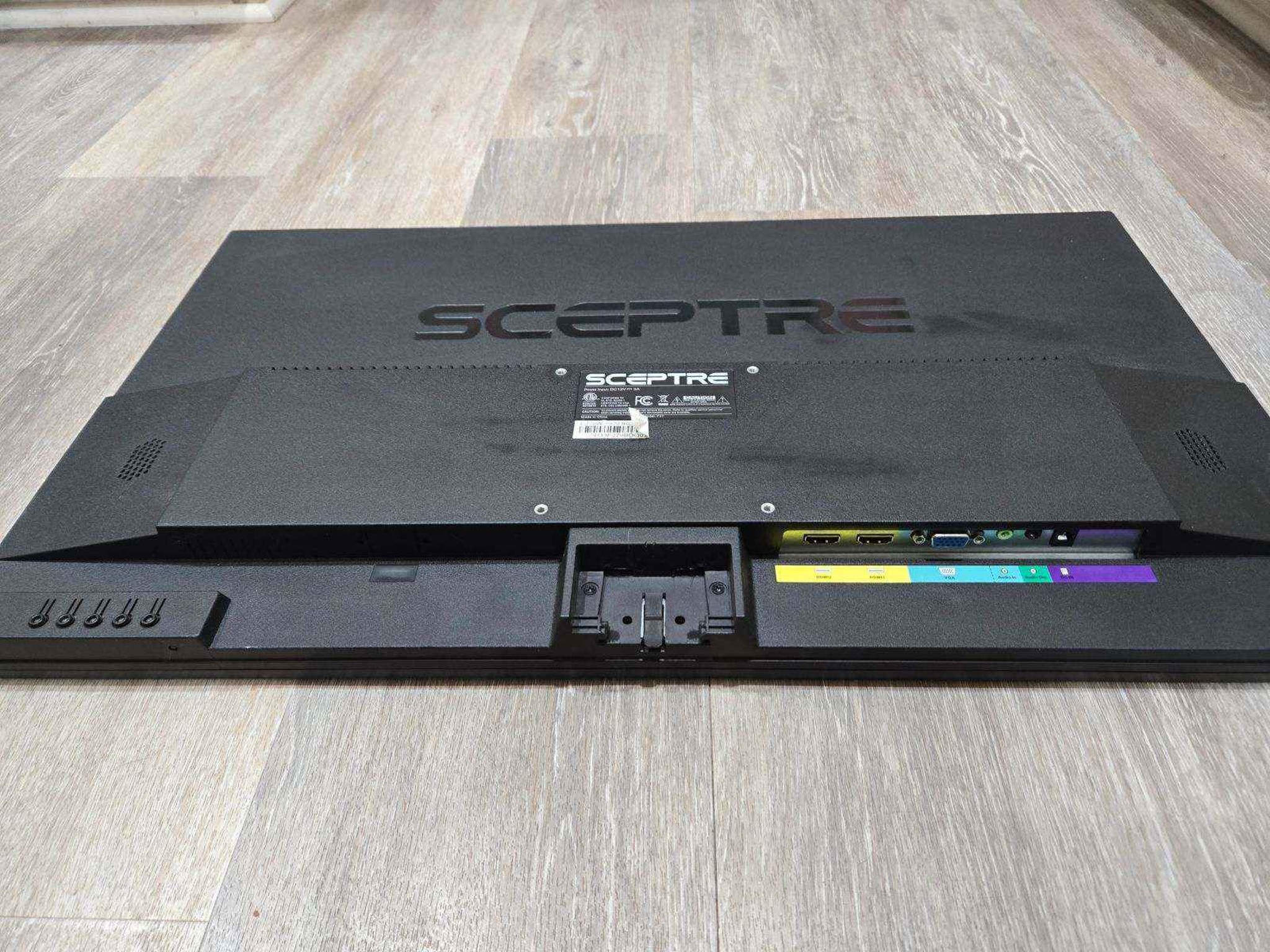 27 INCH 1080P 75HZ SCEPTRE (NO HDMI CABLE INCLUDED)