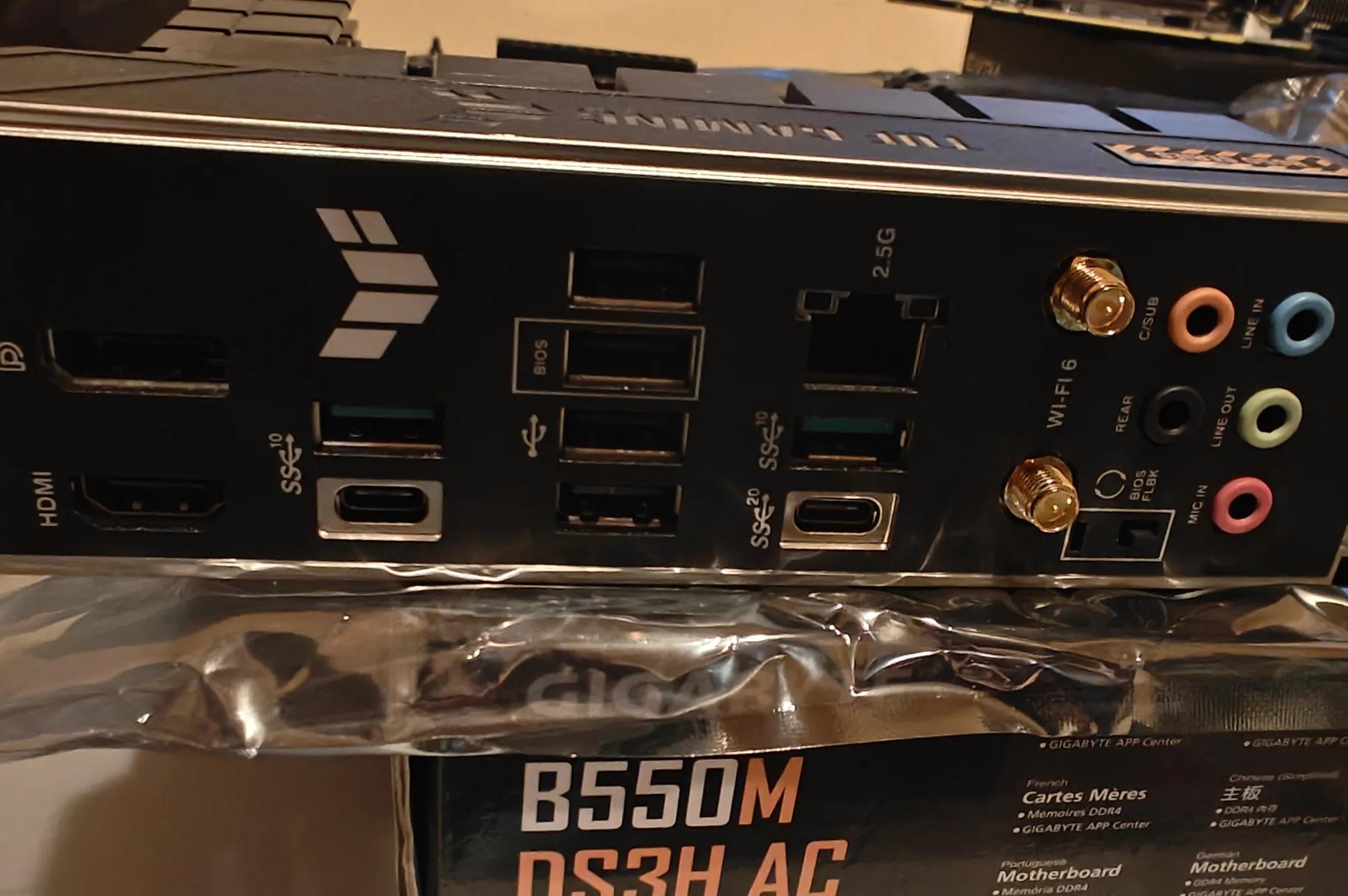 ASUS TUF Gaming B650-PLUS Wi-Fi Socket LGA 1700 AMD ATX Gaming Motherboard