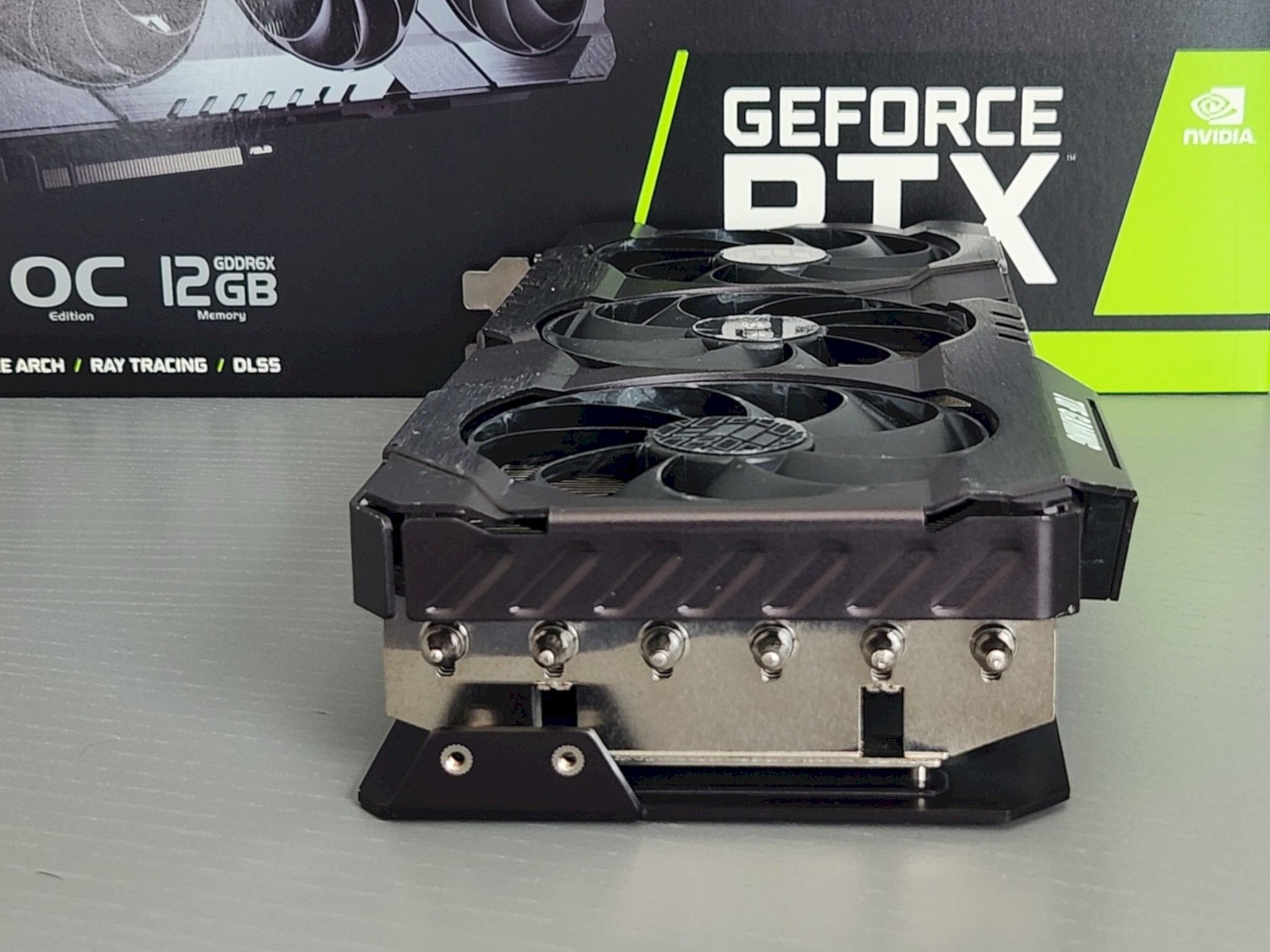 ASUS TUF Gaming GeForce RTX 3080 OC Edition 12GB LHR w/Kritical Pads