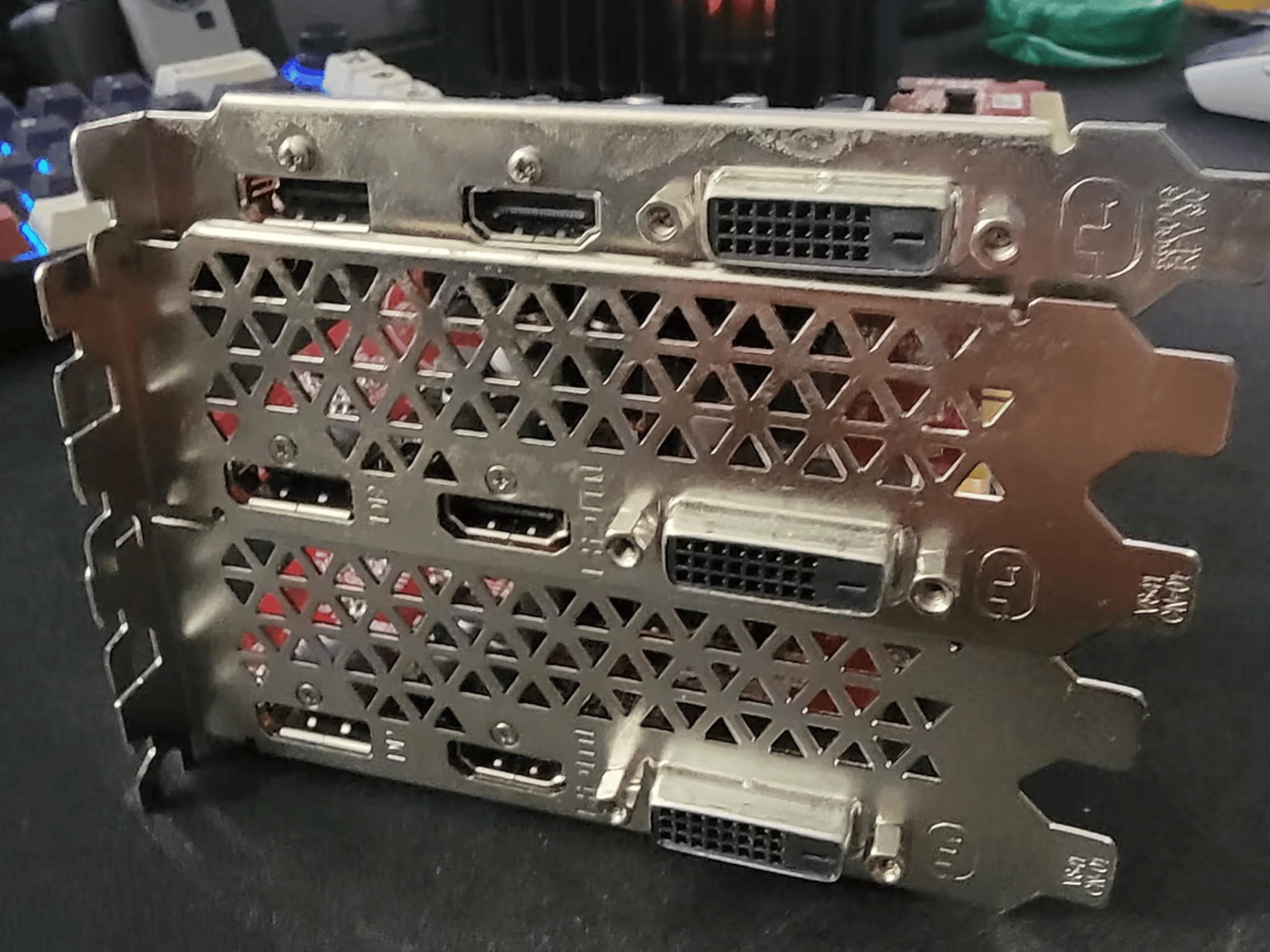 GPU LOT: 2 x OEM RX 460 2GB + 1 OEM RX 560DE 2GB Graphics Cards